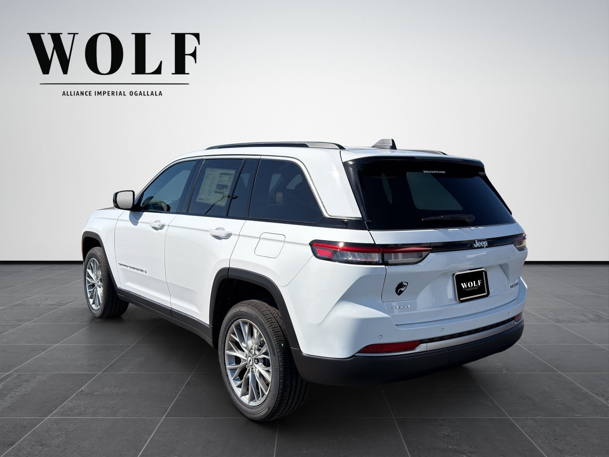 2027 Jeep Grand Cherokee GRAND CHEROKEE LIMITED 4X4
