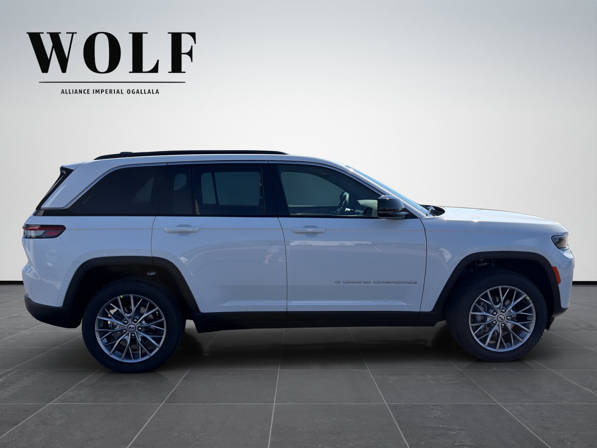 2027 Jeep Grand Cherokee GRAND CHEROKEE LIMITED 4X4