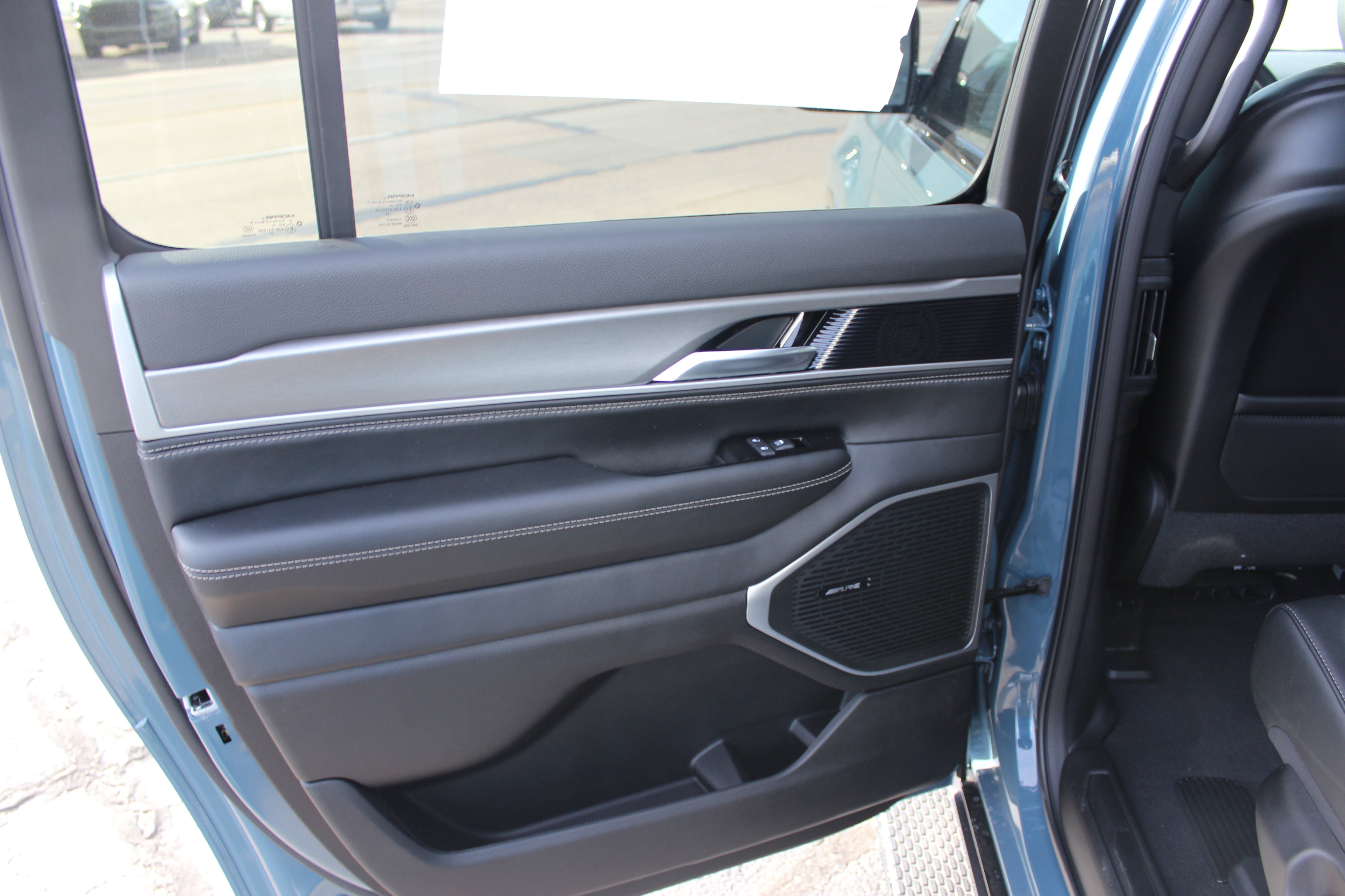 2026 Jeep Grand Wagoneer GRAND WAGONEER L LIMITED ALTITUDE 4X4