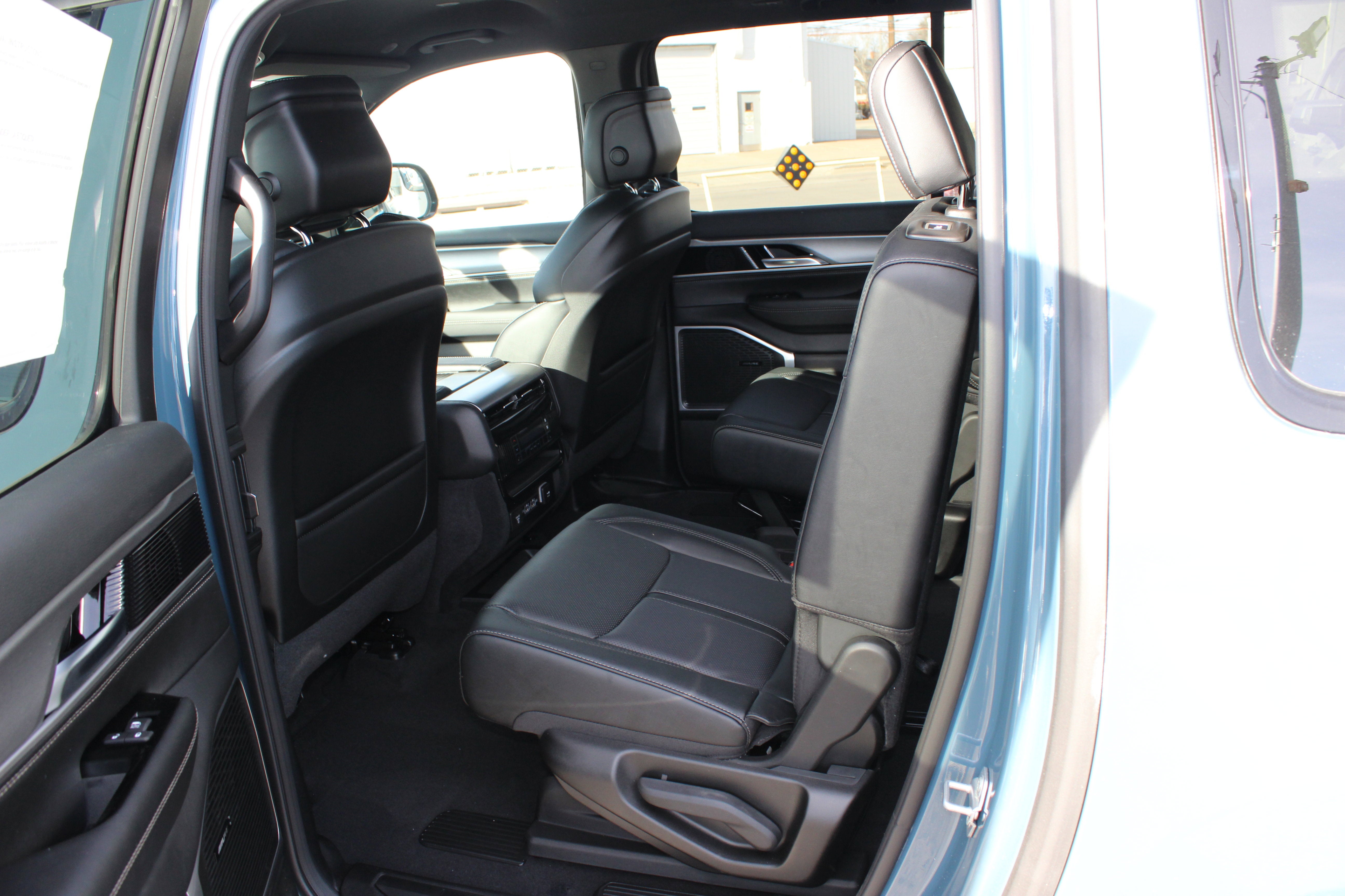 2026 Jeep Grand Wagoneer GRAND WAGONEER L LIMITED ALTITUDE 4X4