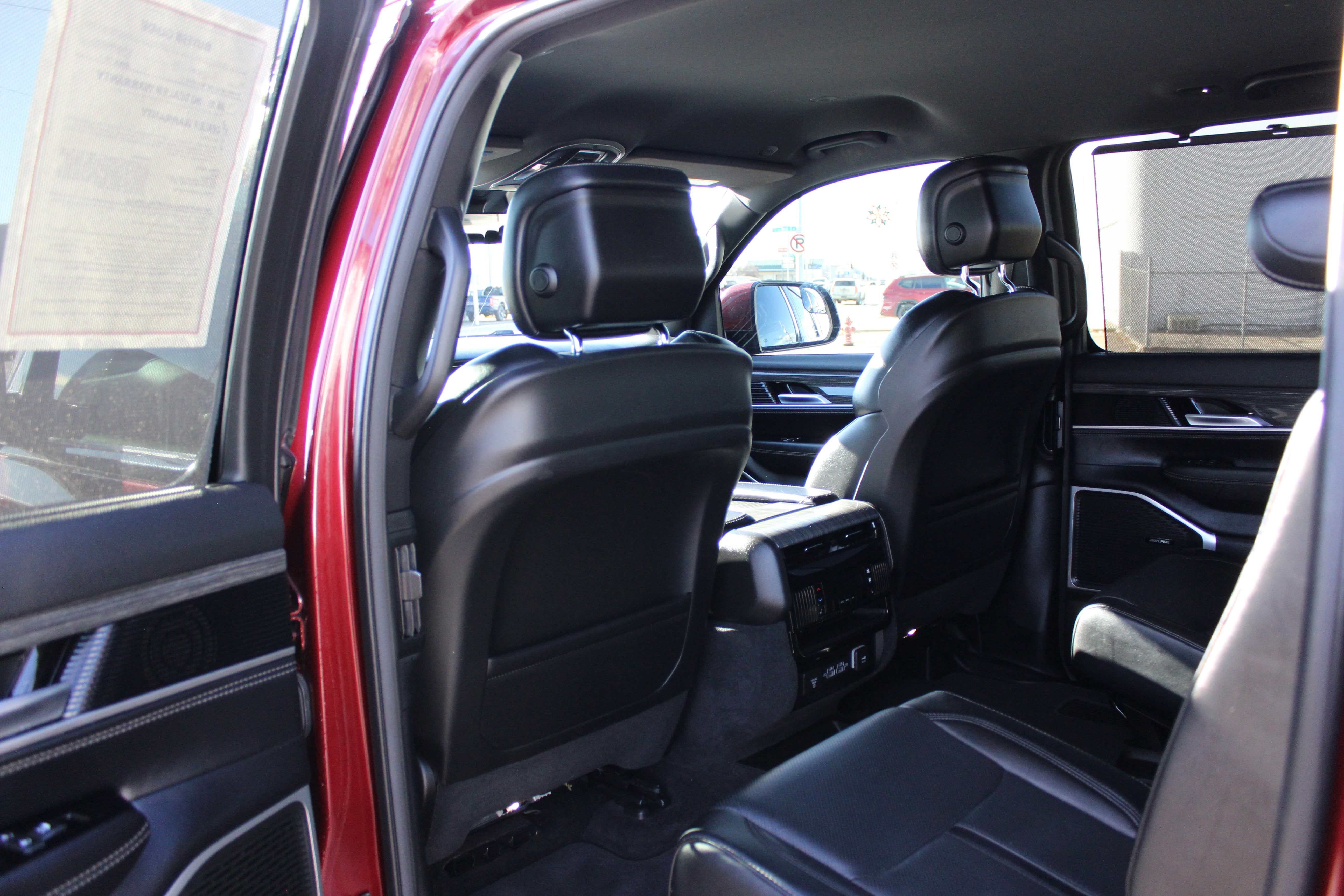 2022 Jeep Wagoneer Series III 4x4