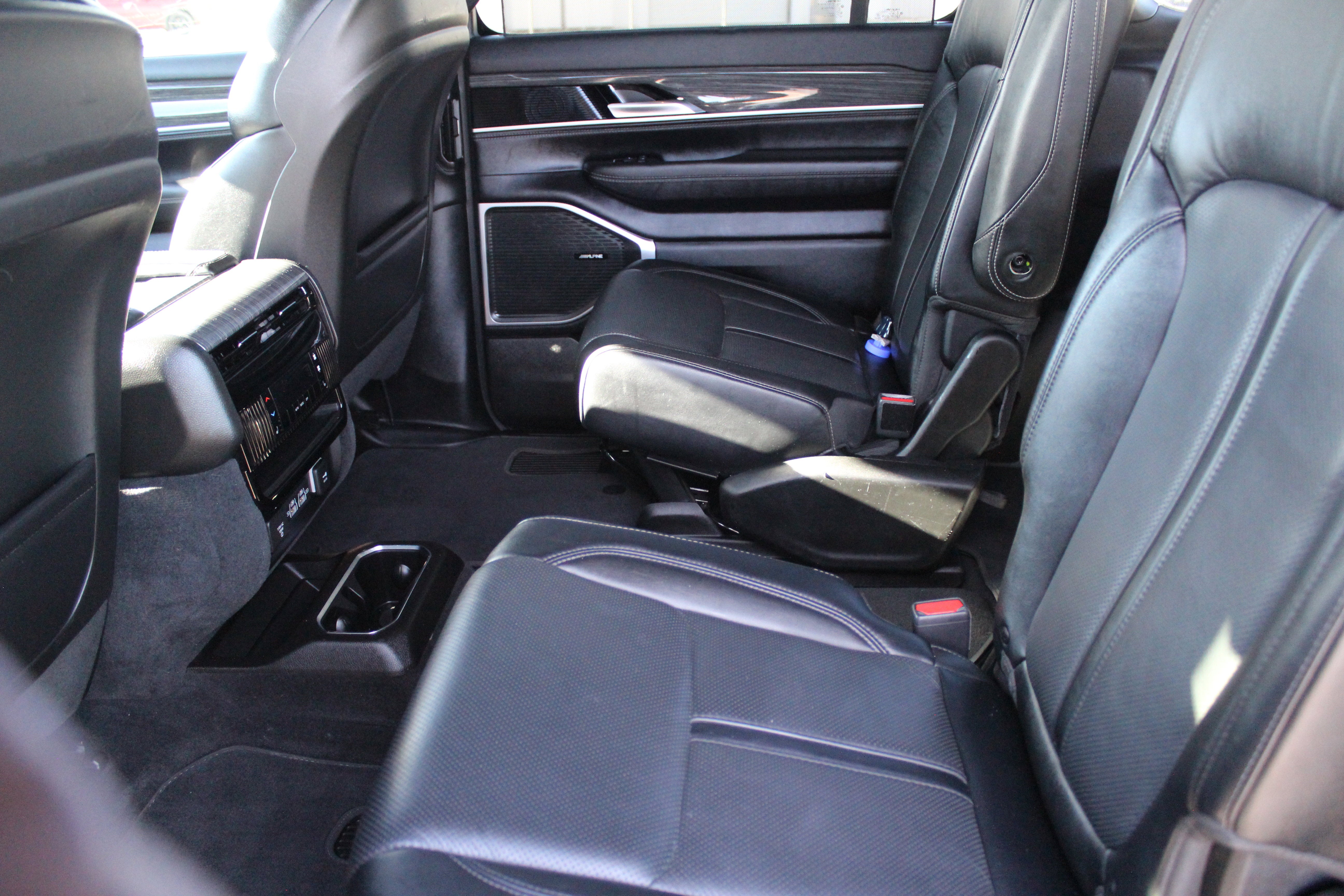 2022 Jeep Wagoneer Series III 4x4