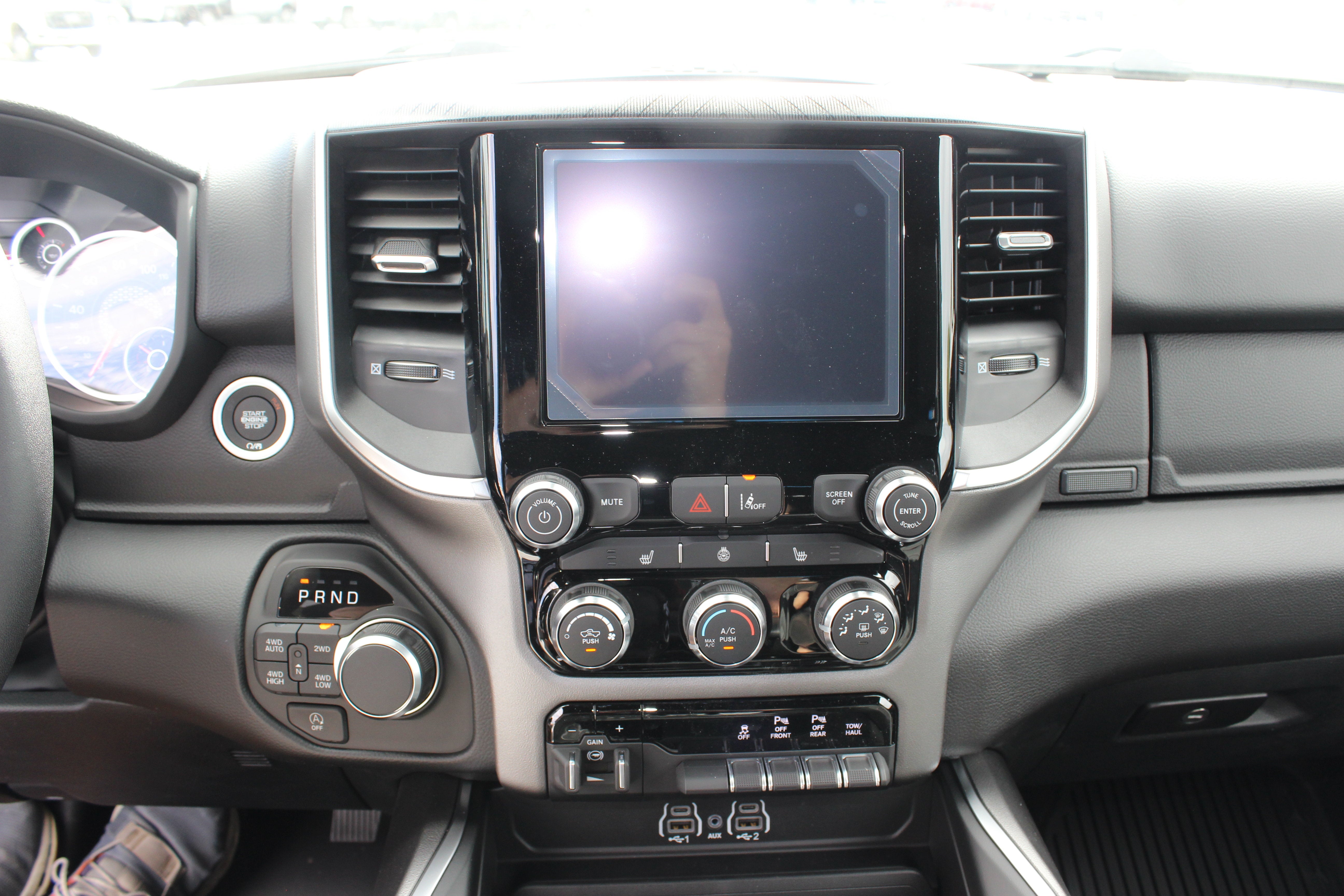 2027 RAM Ram 1500 RAM 1500 BIG HORN CREW CAB 4X4 5'7' BOX