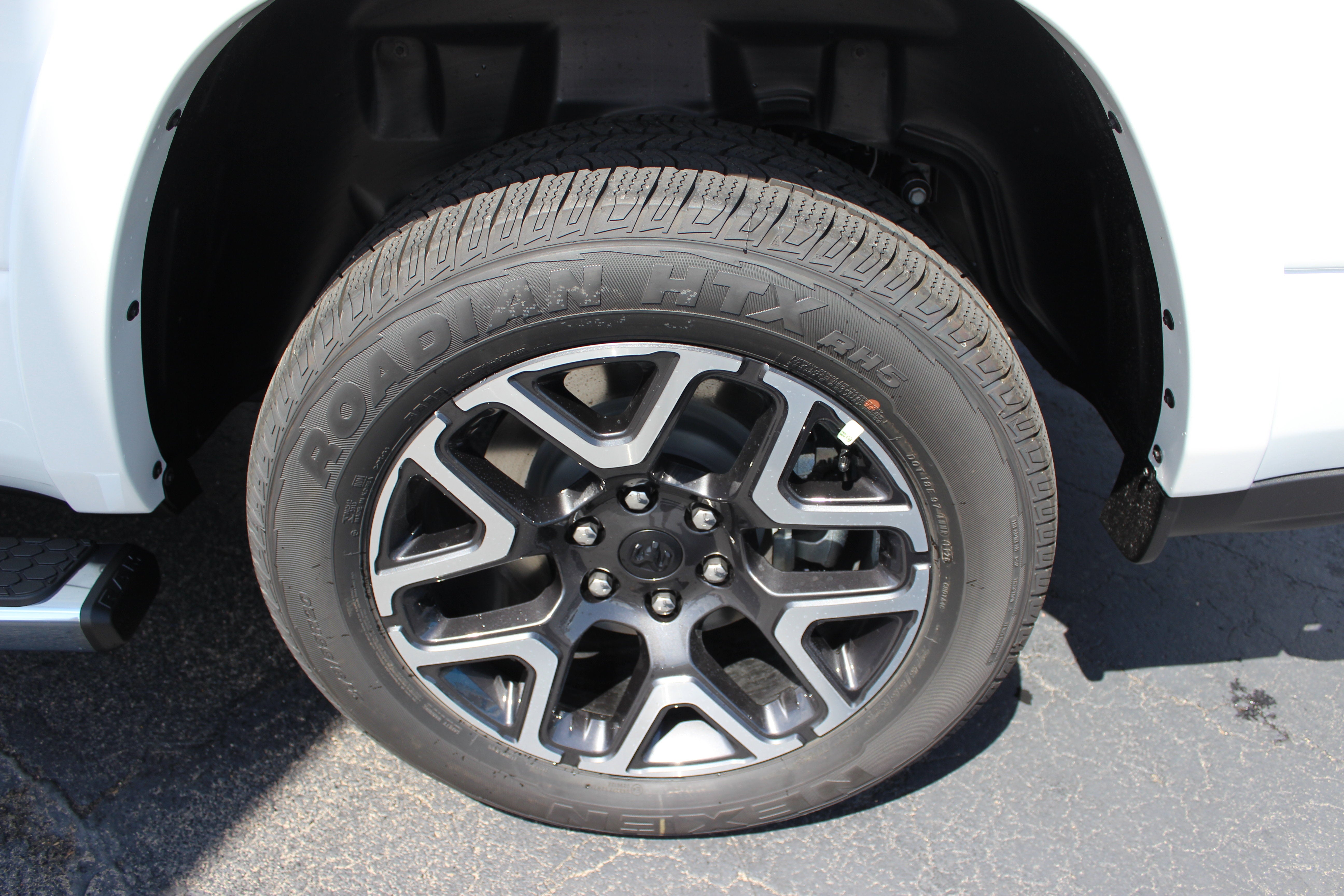 2027 RAM Ram 1500 RAM 1500 LARAMIE CREW CAB 4X4 5'7' BOX
