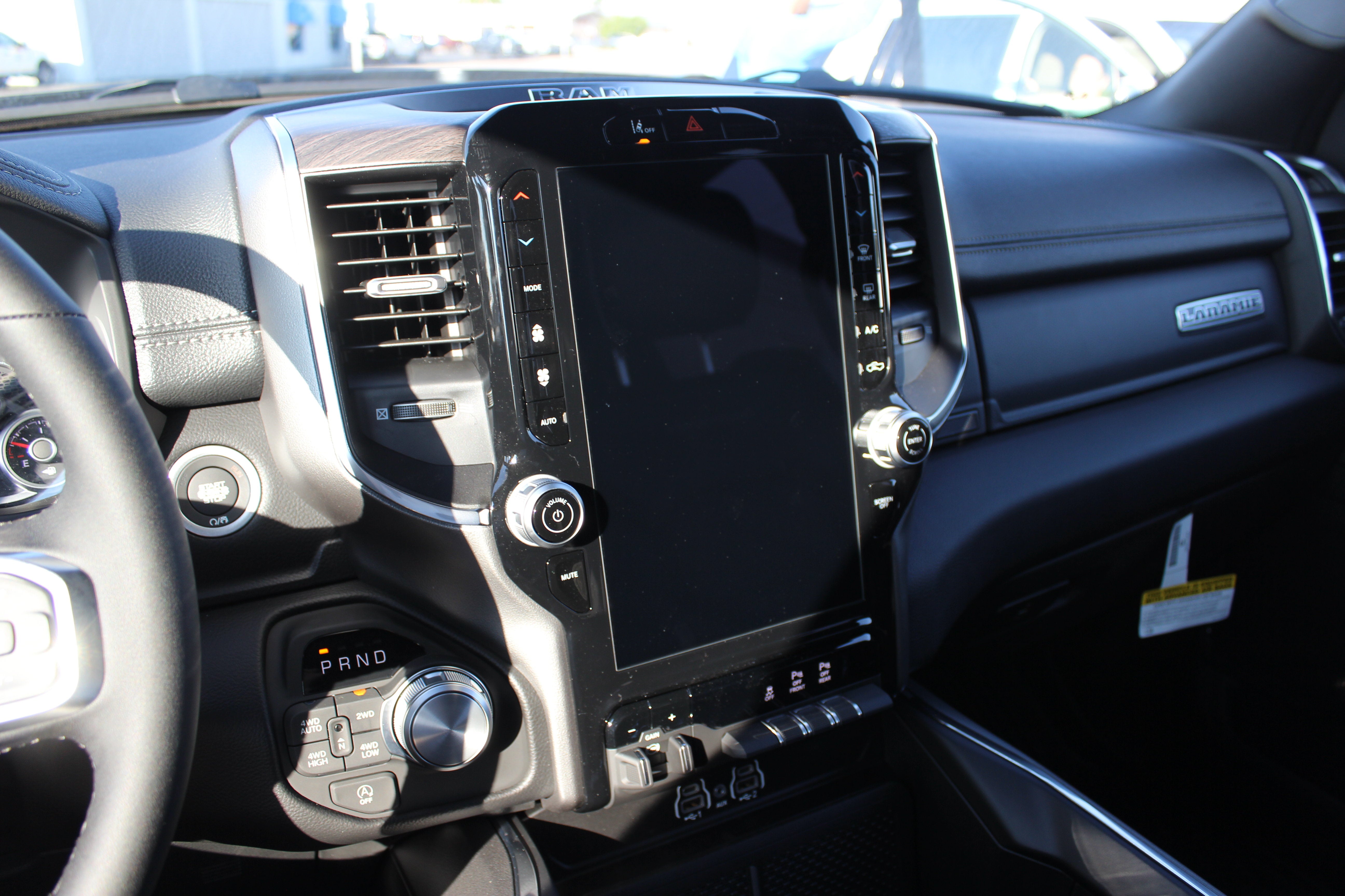 2027 RAM Ram 1500 RAM 1500 LARAMIE CREW CAB 4X4 5'7' BOX