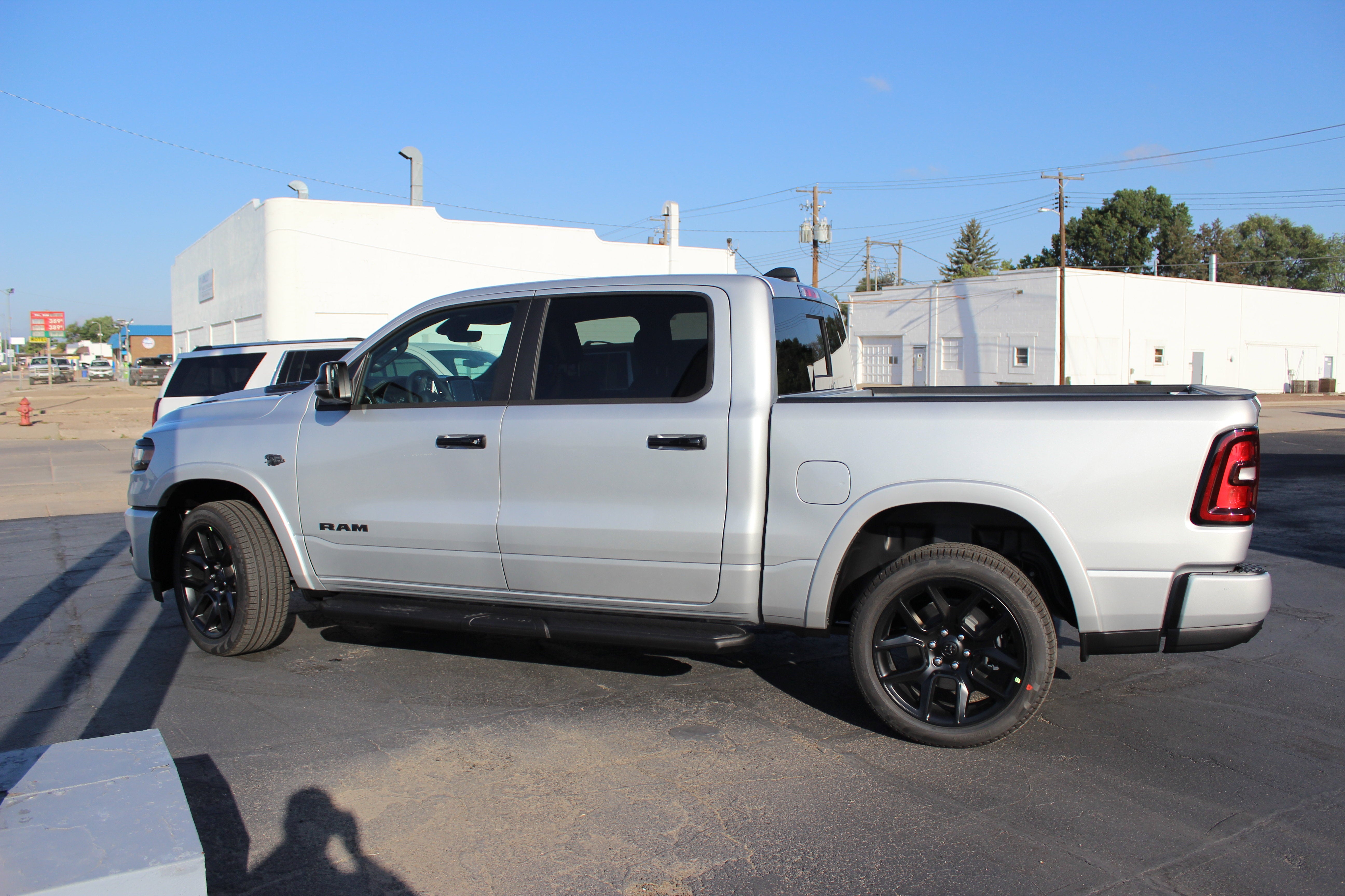 2027 RAM Ram 1500 RAM 1500 LARAMIE CREW CAB 4X4 5'7' BOX
