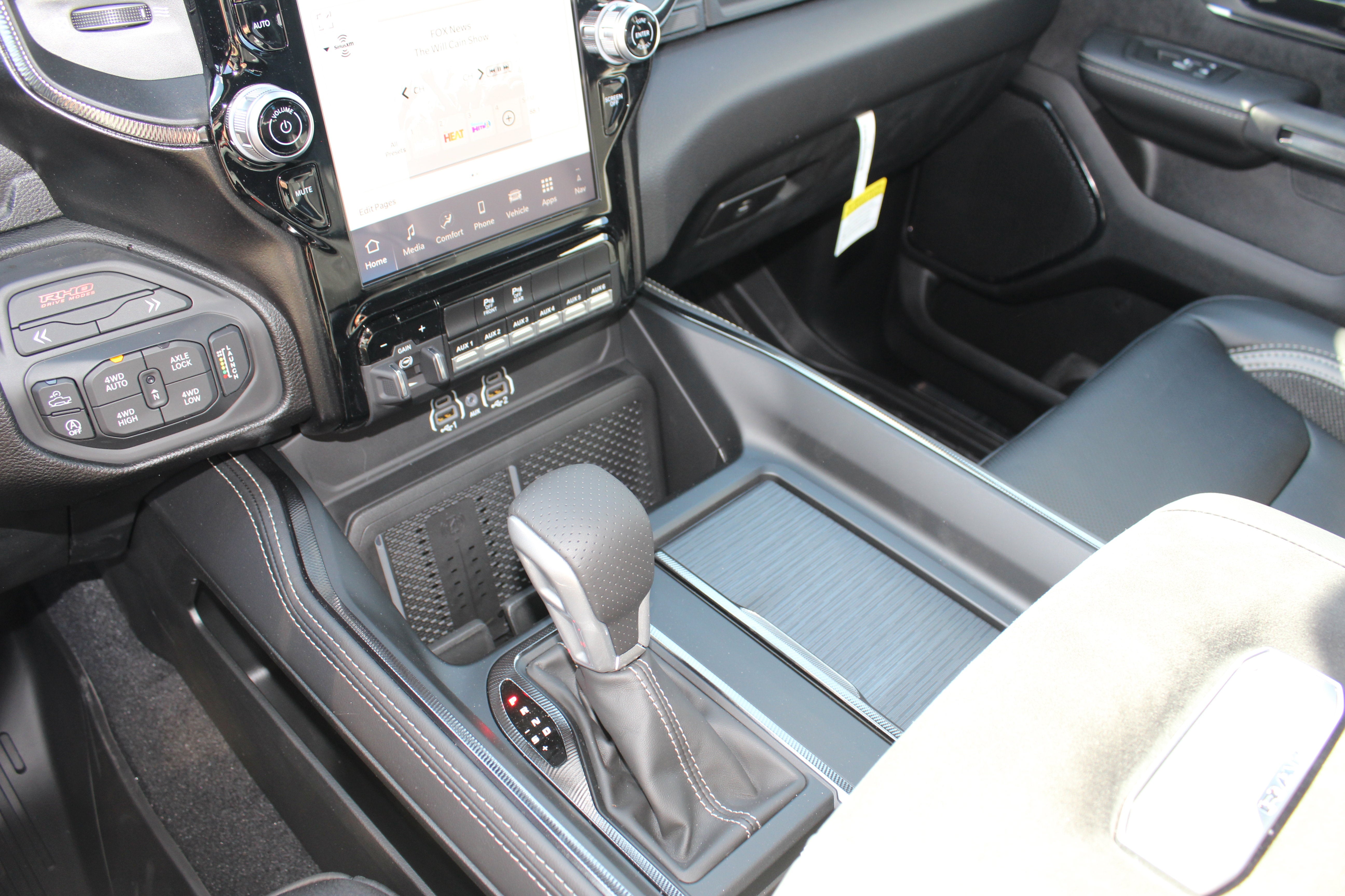 2026 RAM Ram 1500 RAM 1500 RHO CREW CAB 4X4 5'7' BOX