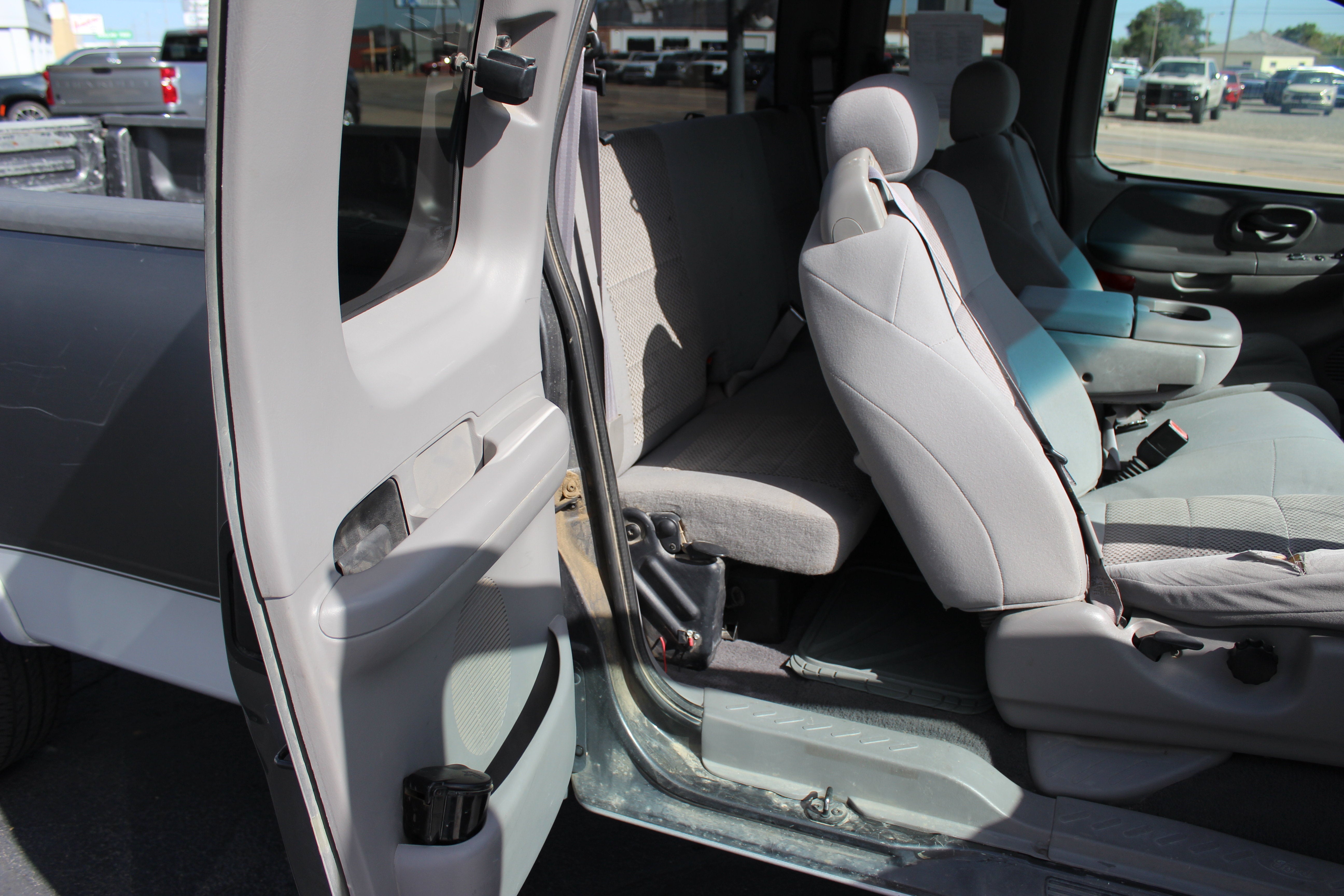 2003 Ford F-150 XL
