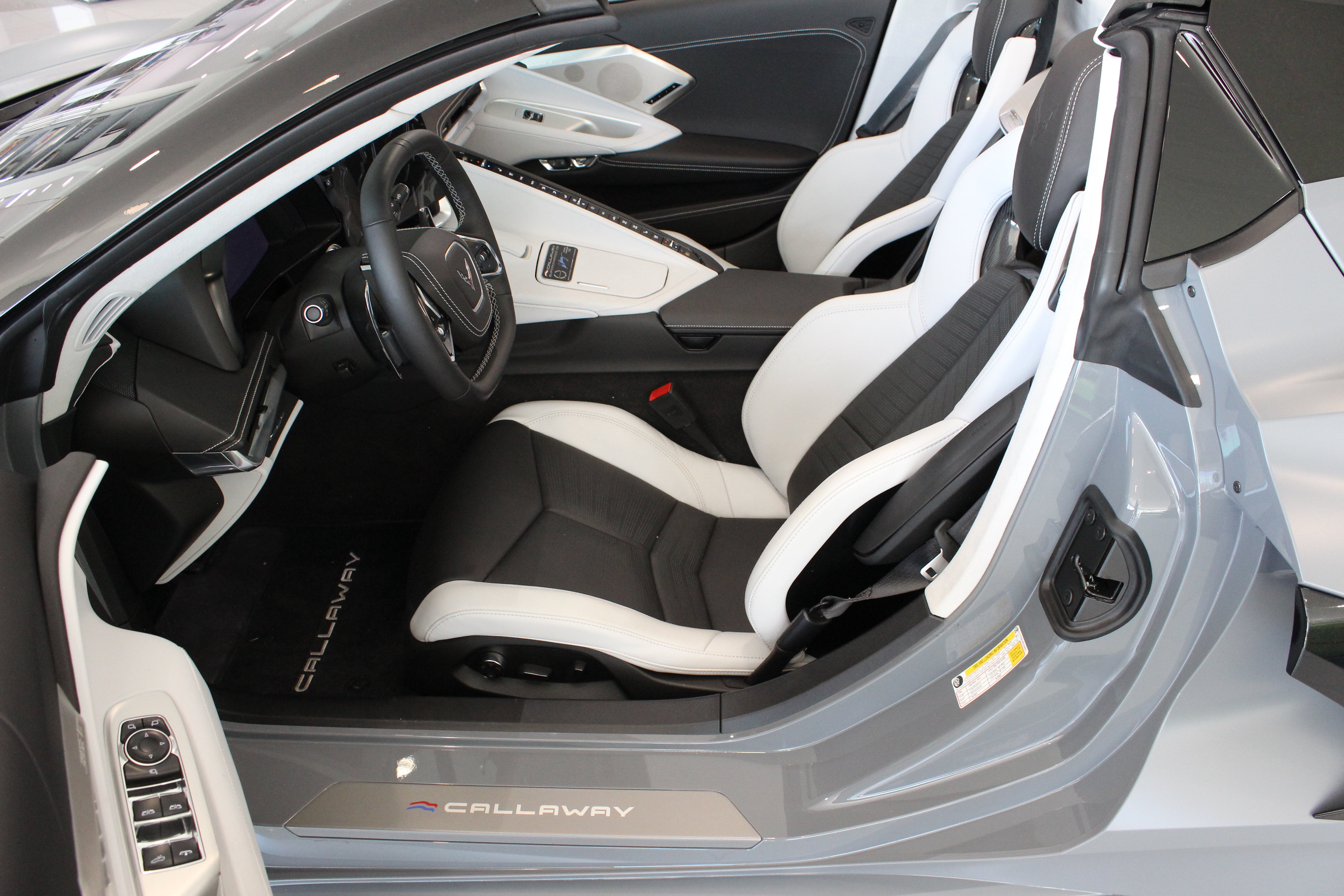 2024 Chevrolet Corvette Stingray RWD Convertible 3LT