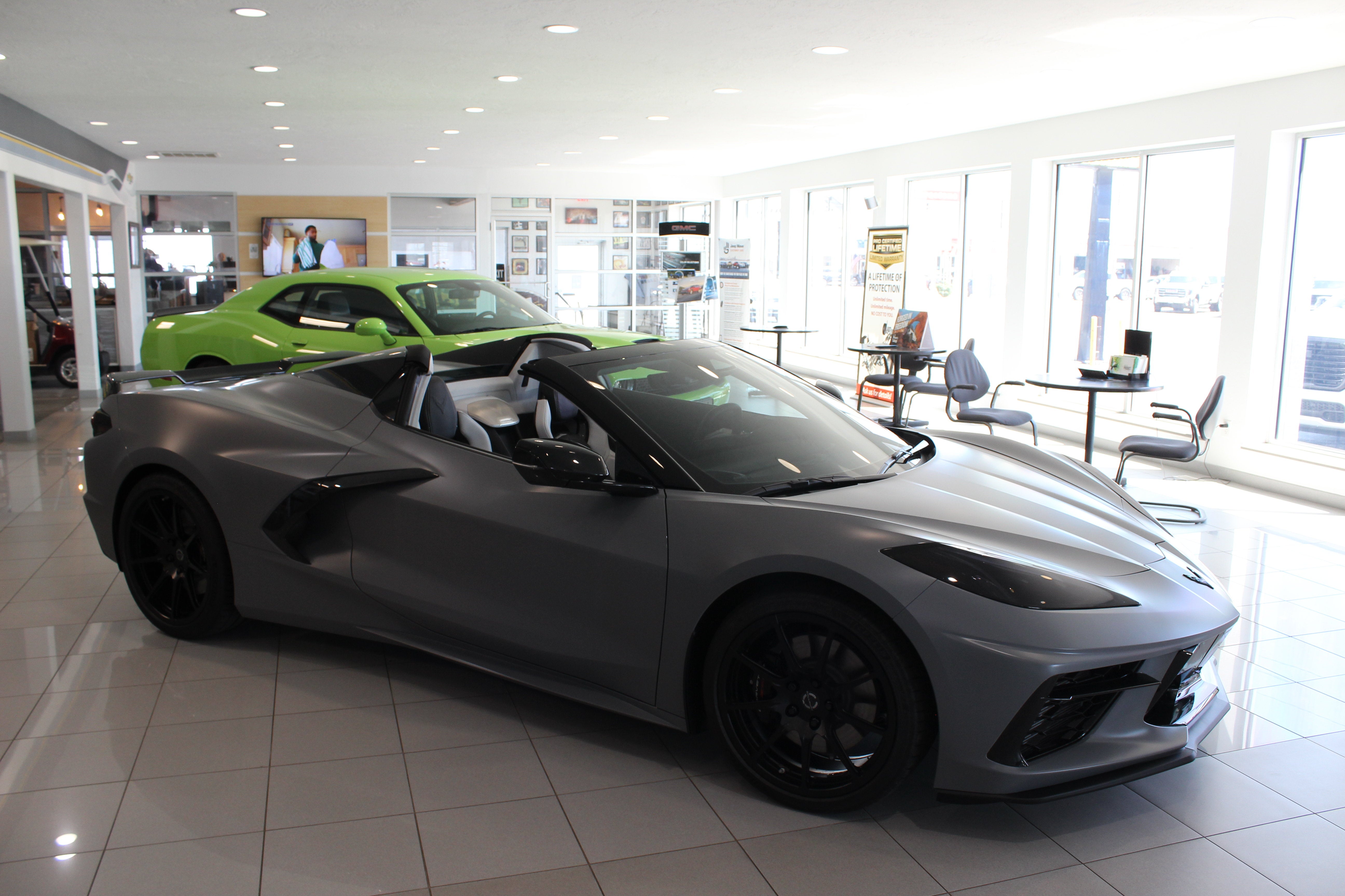 2024 Chevrolet Corvette Stingray RWD Convertible 3LT