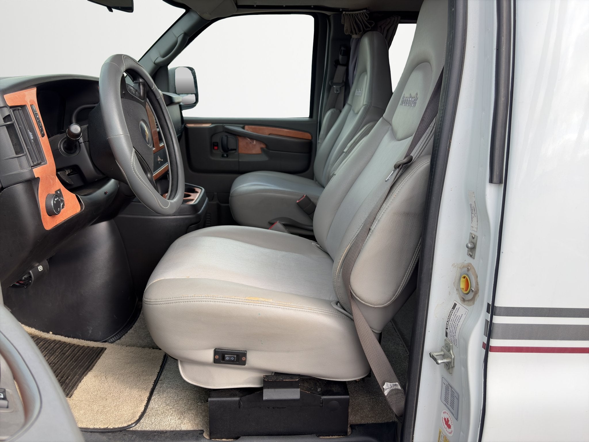 2008 Chevrolet Express Cargo Van Y3H Paratransit