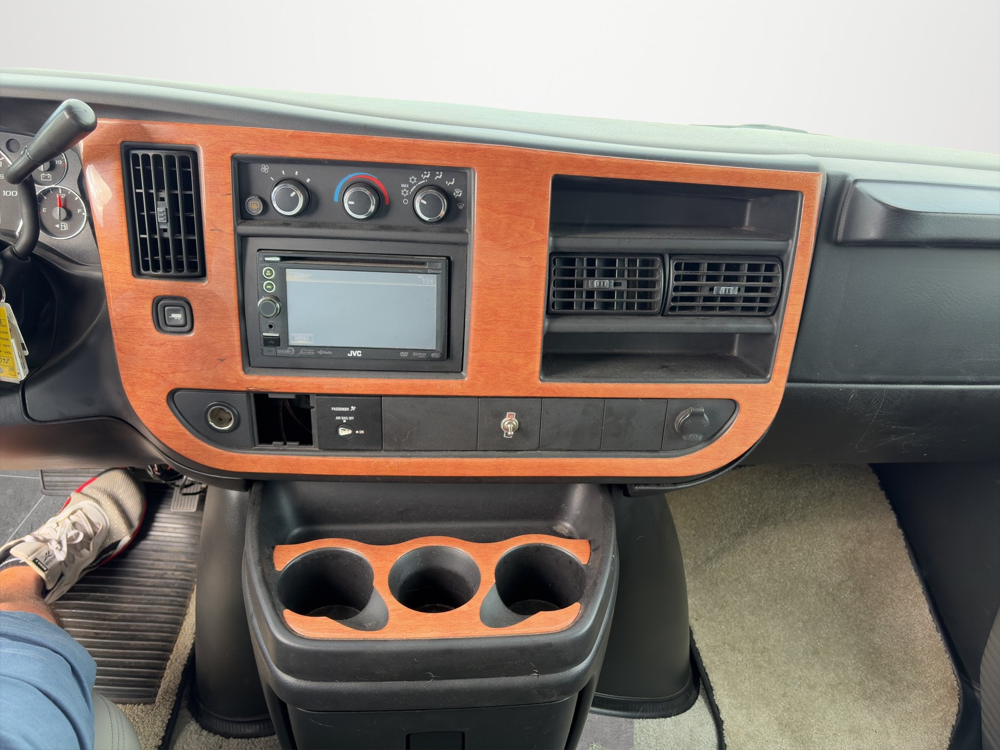 2008 Chevrolet Express Cargo Van Y3H Paratransit