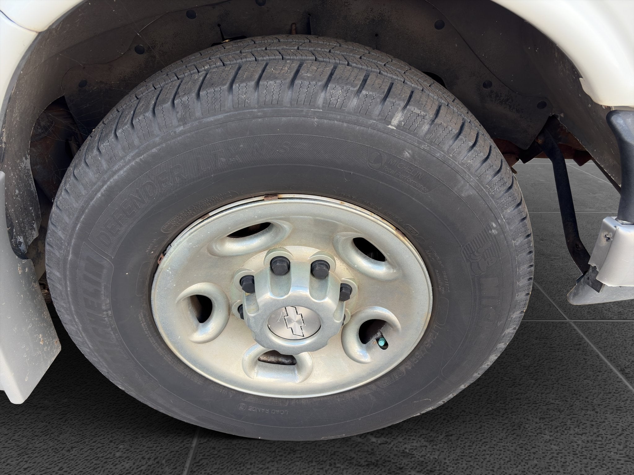 2008 Chevrolet Express Cargo Van Y3H Paratransit