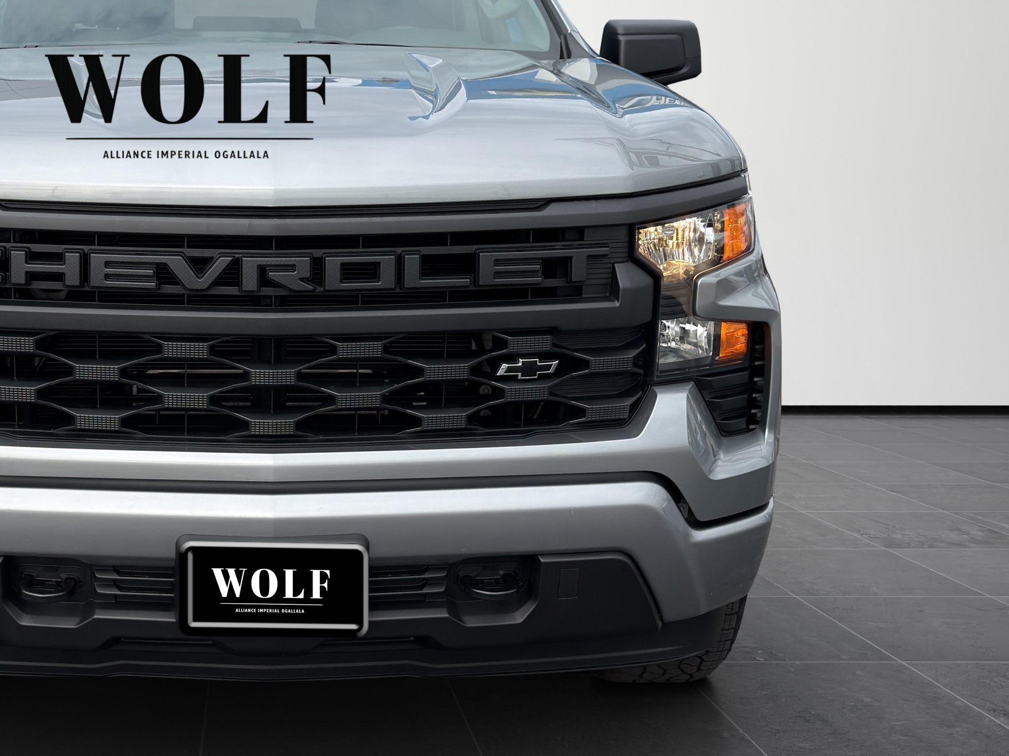 2023 Chevrolet Silverado 1500 4WD Crew Cab Short Bed Custom