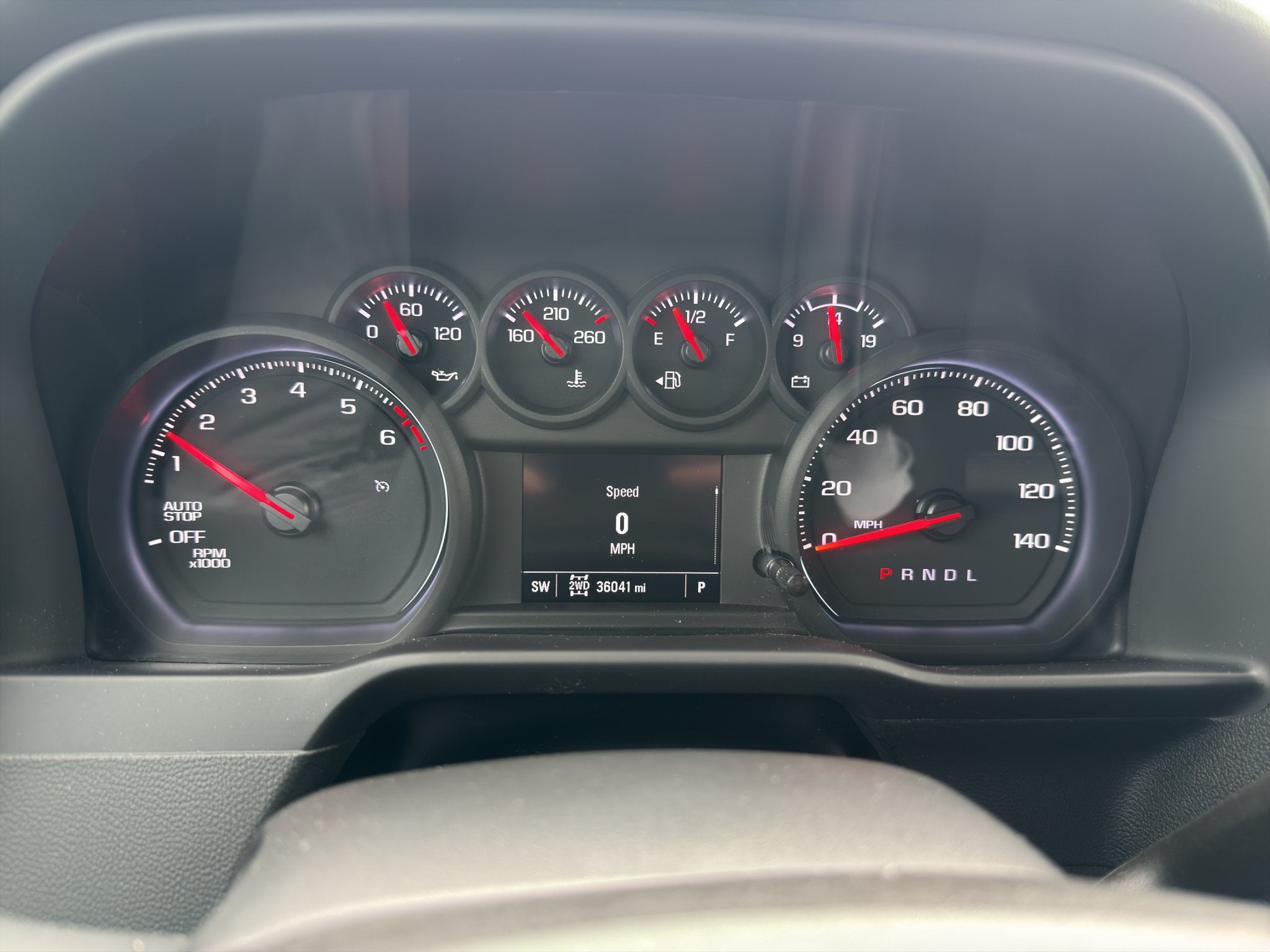 2023 Chevrolet Silverado 1500 4WD Crew Cab Short Bed Custom