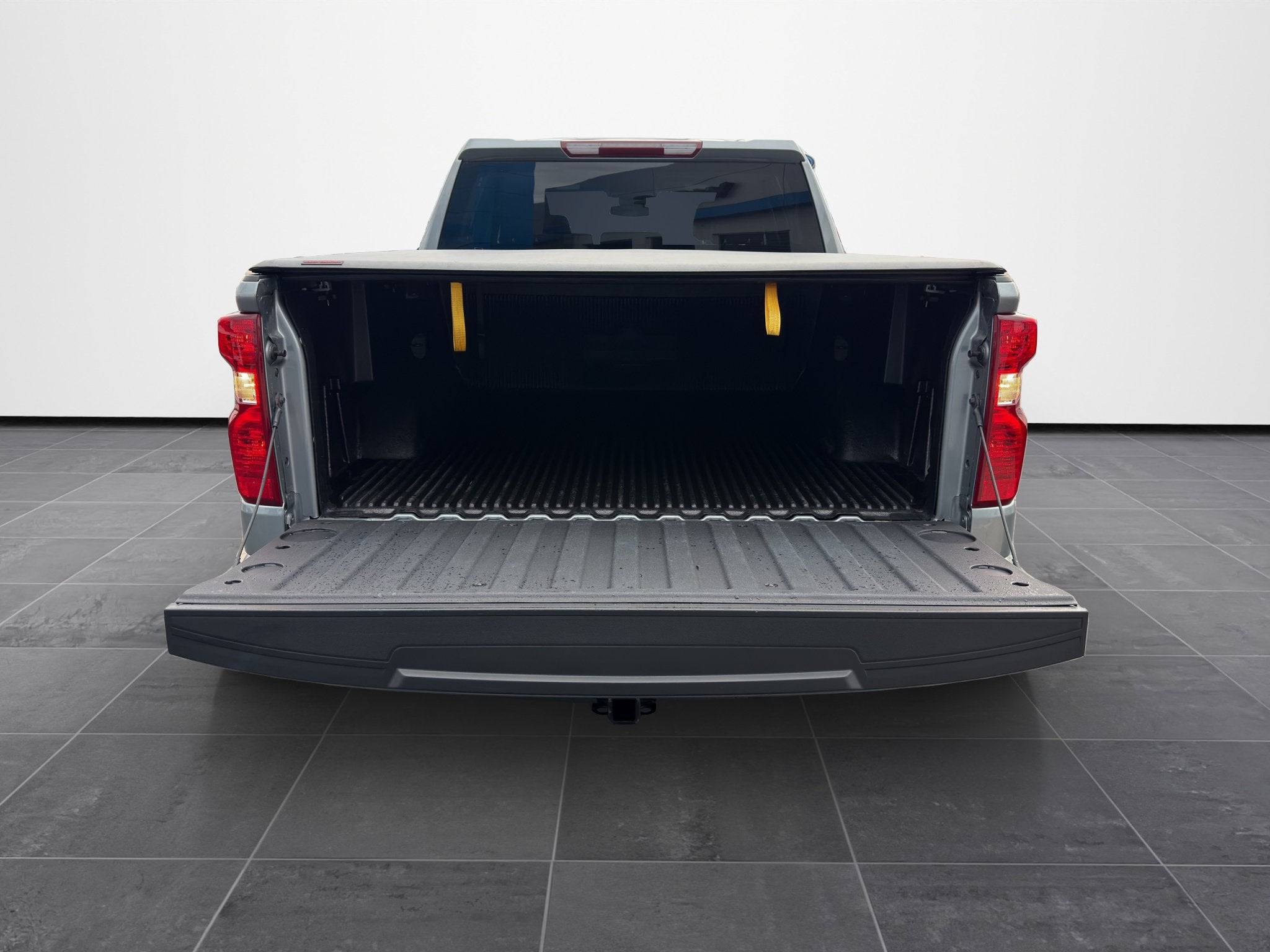 2023 Chevrolet Silverado 1500 4WD Crew Cab Short Bed Custom