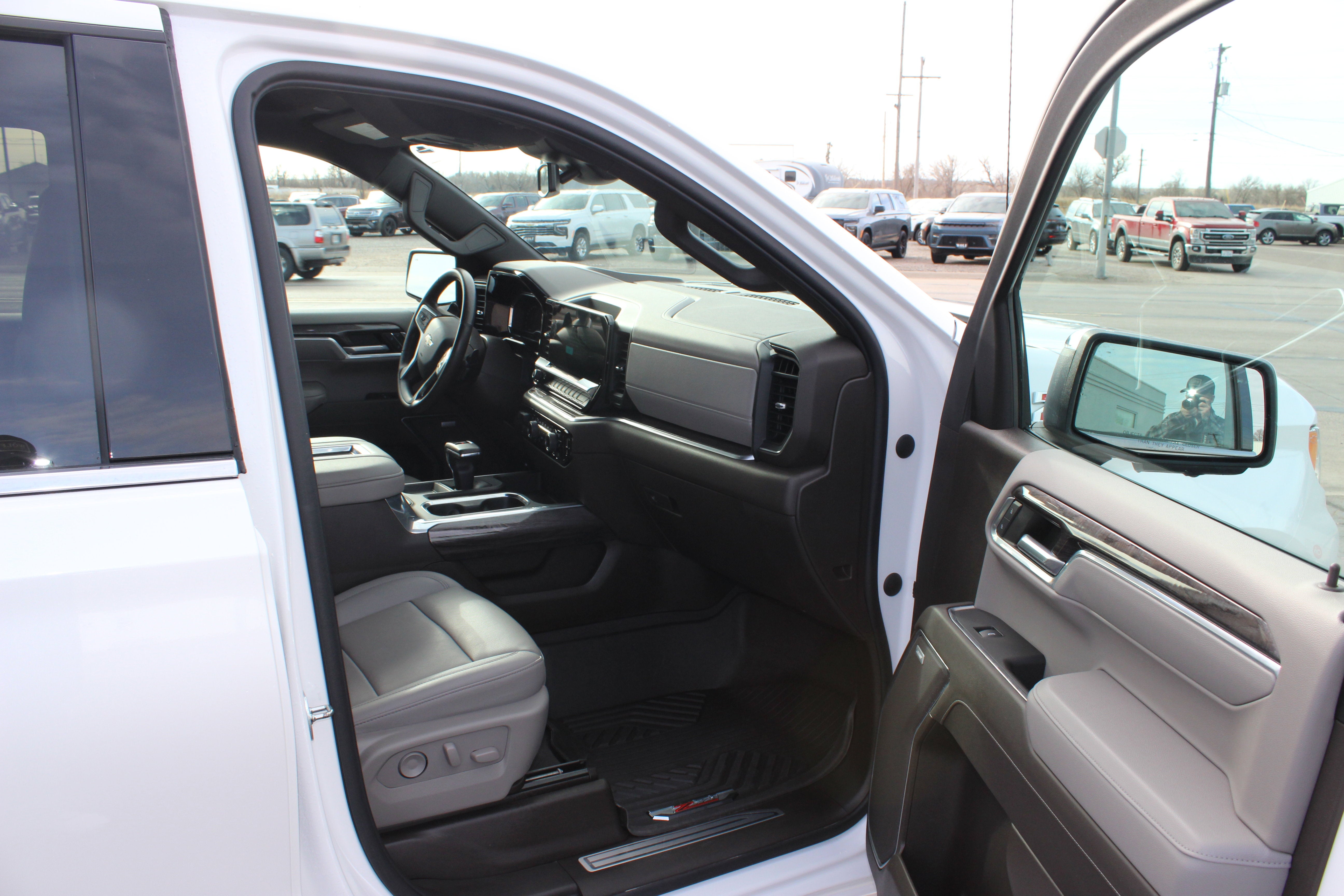 2022 Chevrolet Silverado 1500 4WD Crew Cab Standard Bed LTZ