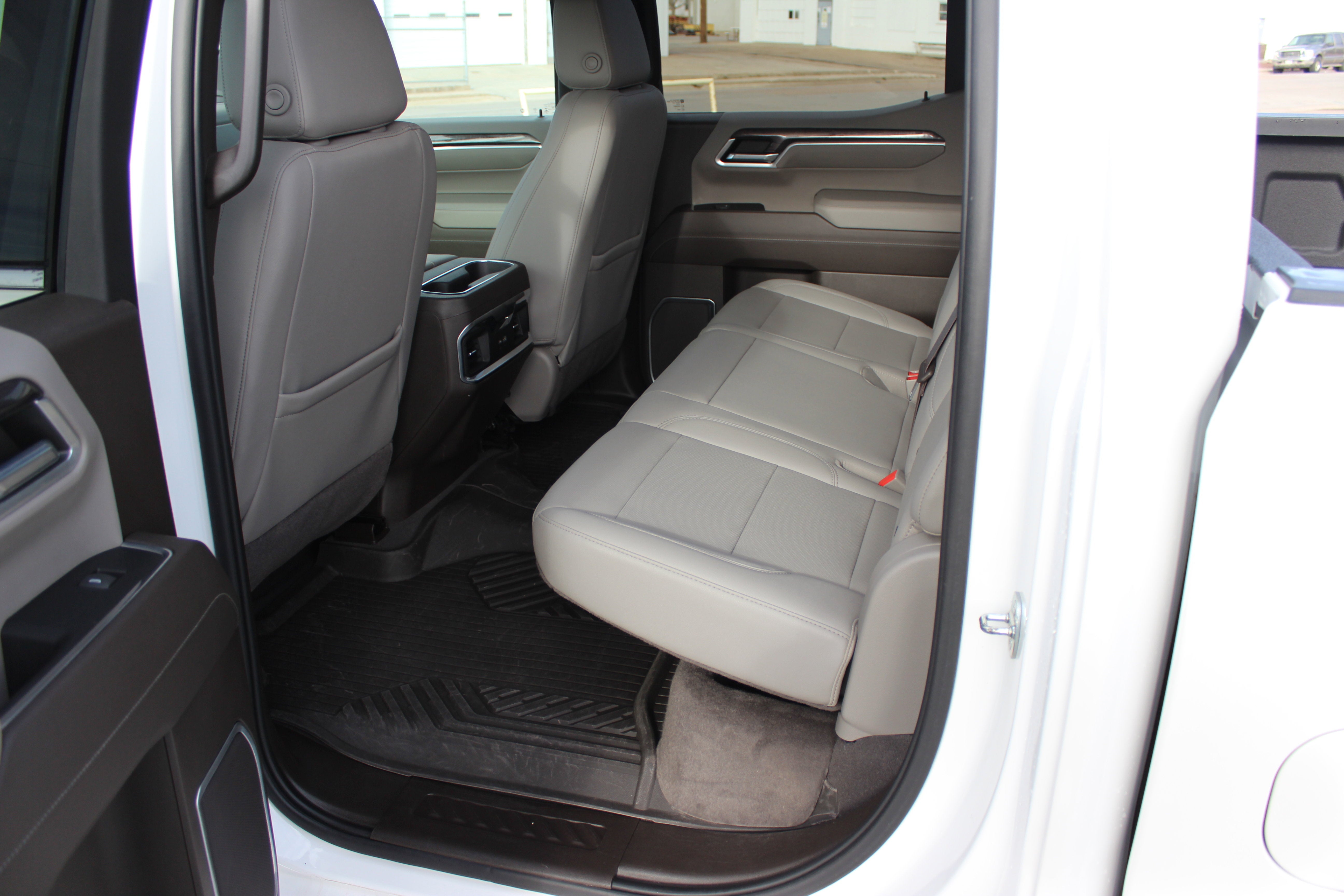 2022 Chevrolet Silverado 1500 4WD Crew Cab Standard Bed LTZ