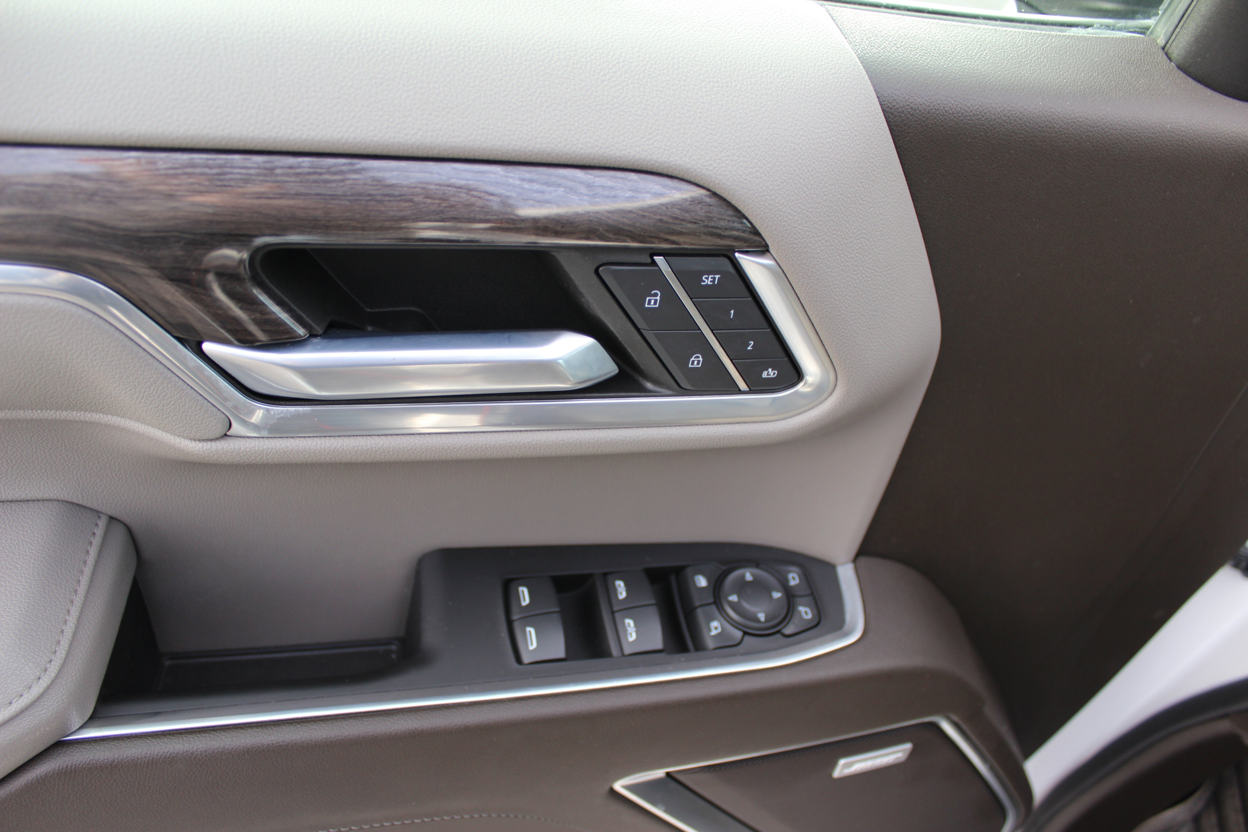 2022 Chevrolet Silverado 1500 4WD Crew Cab Standard Bed LTZ