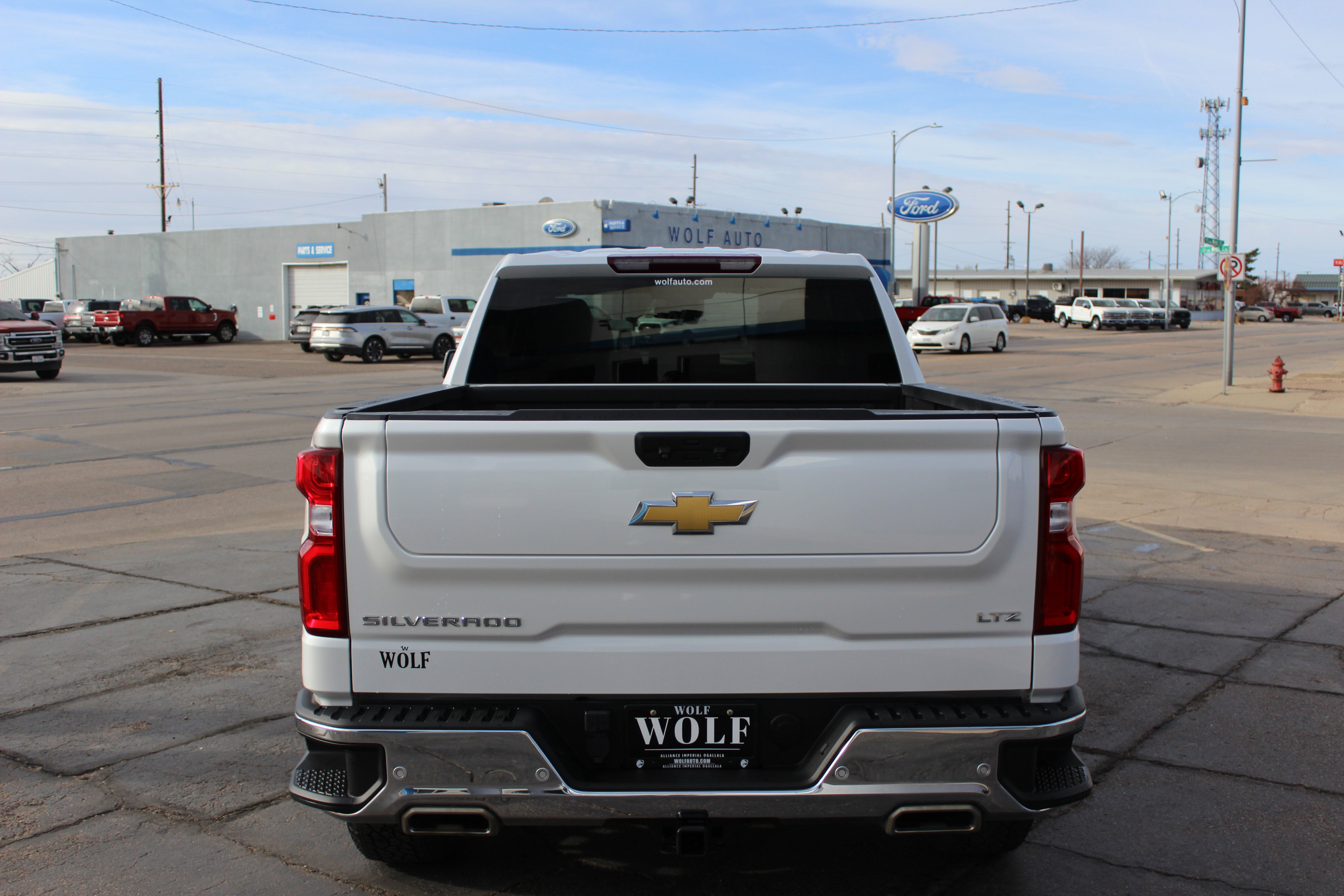 2022 Chevrolet Silverado 1500 4WD Crew Cab Standard Bed LTZ