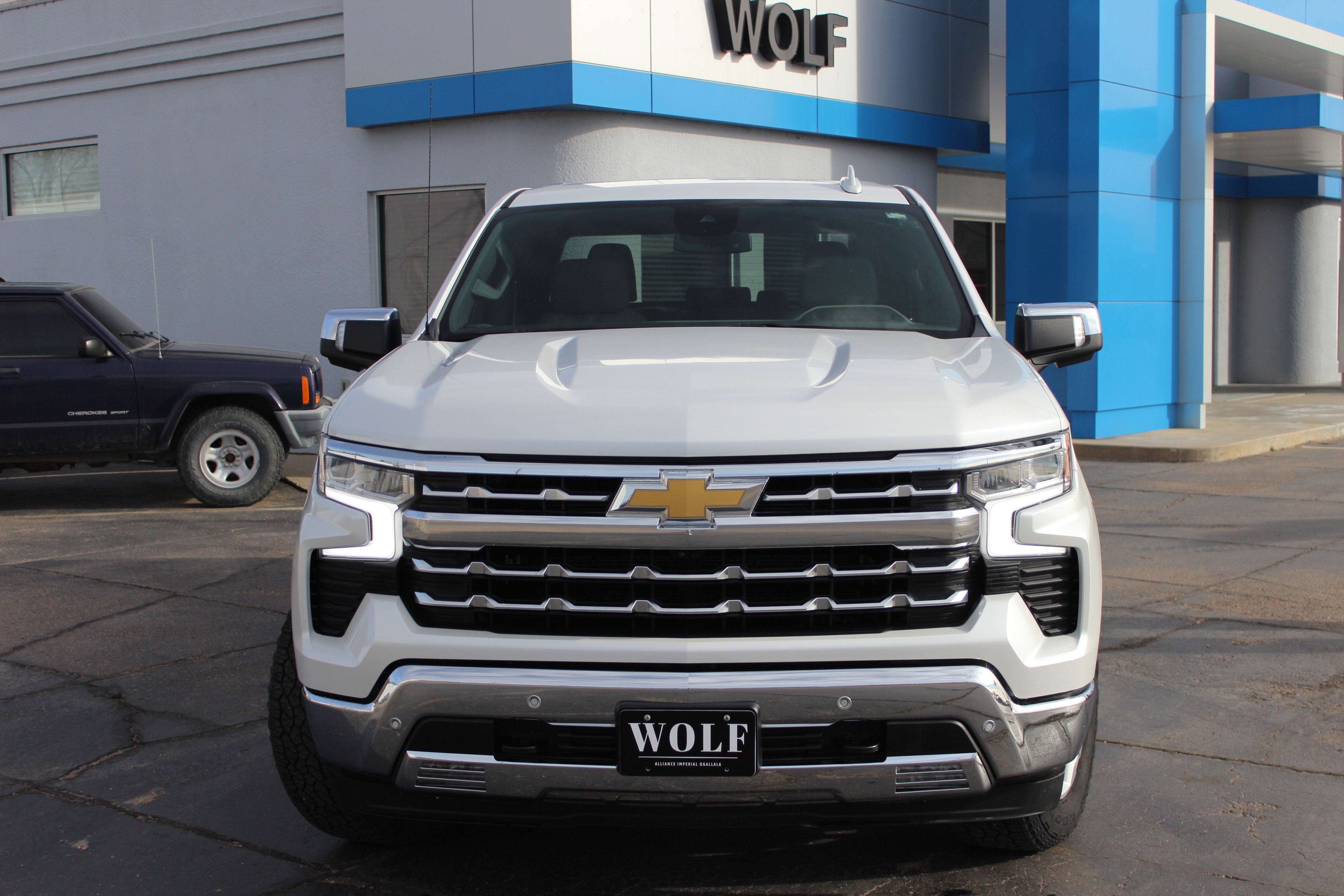2022 Chevrolet Silverado 1500 4WD Crew Cab Standard Bed LTZ