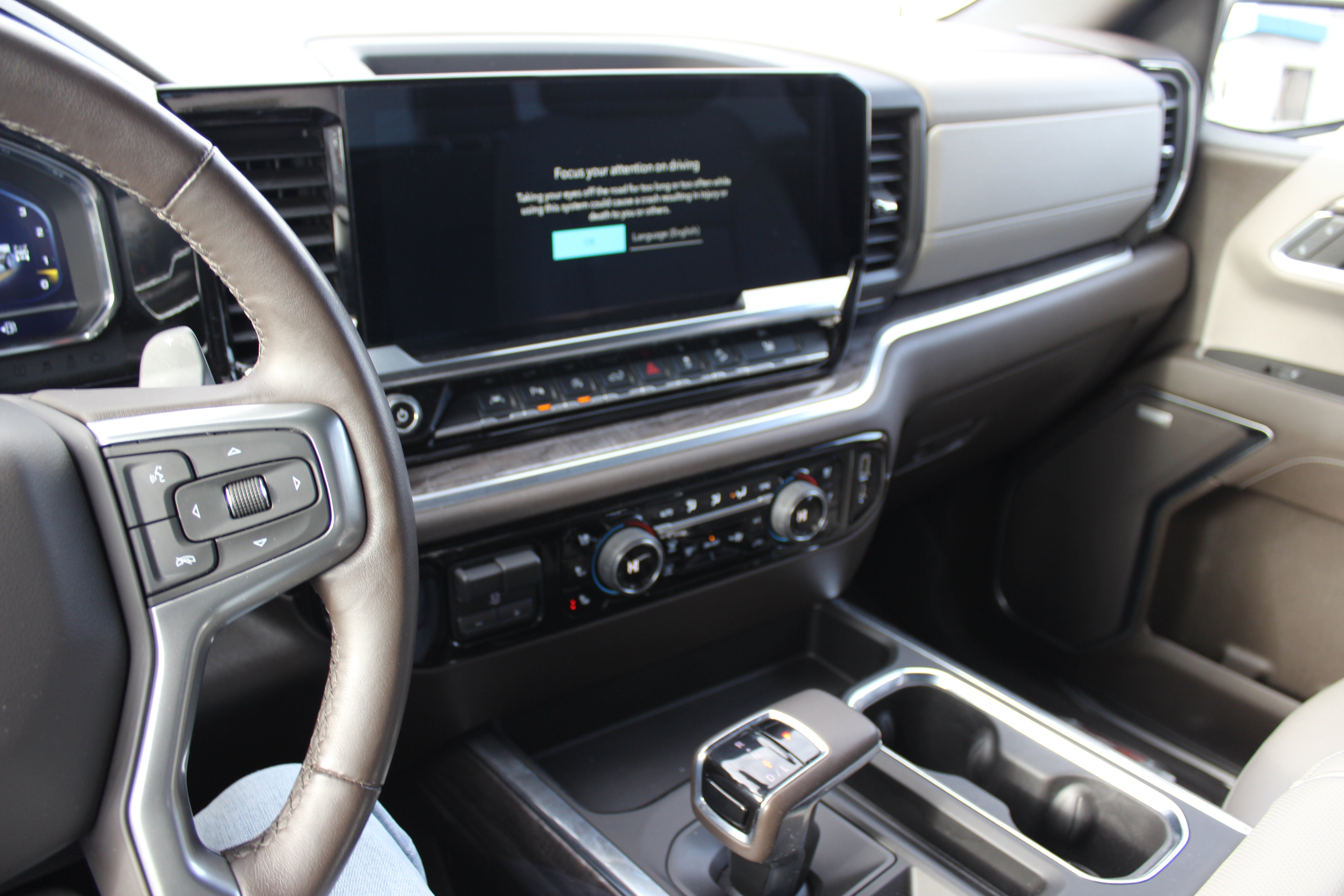 2022 Chevrolet Silverado 1500 4WD Crew Cab Standard Bed LTZ