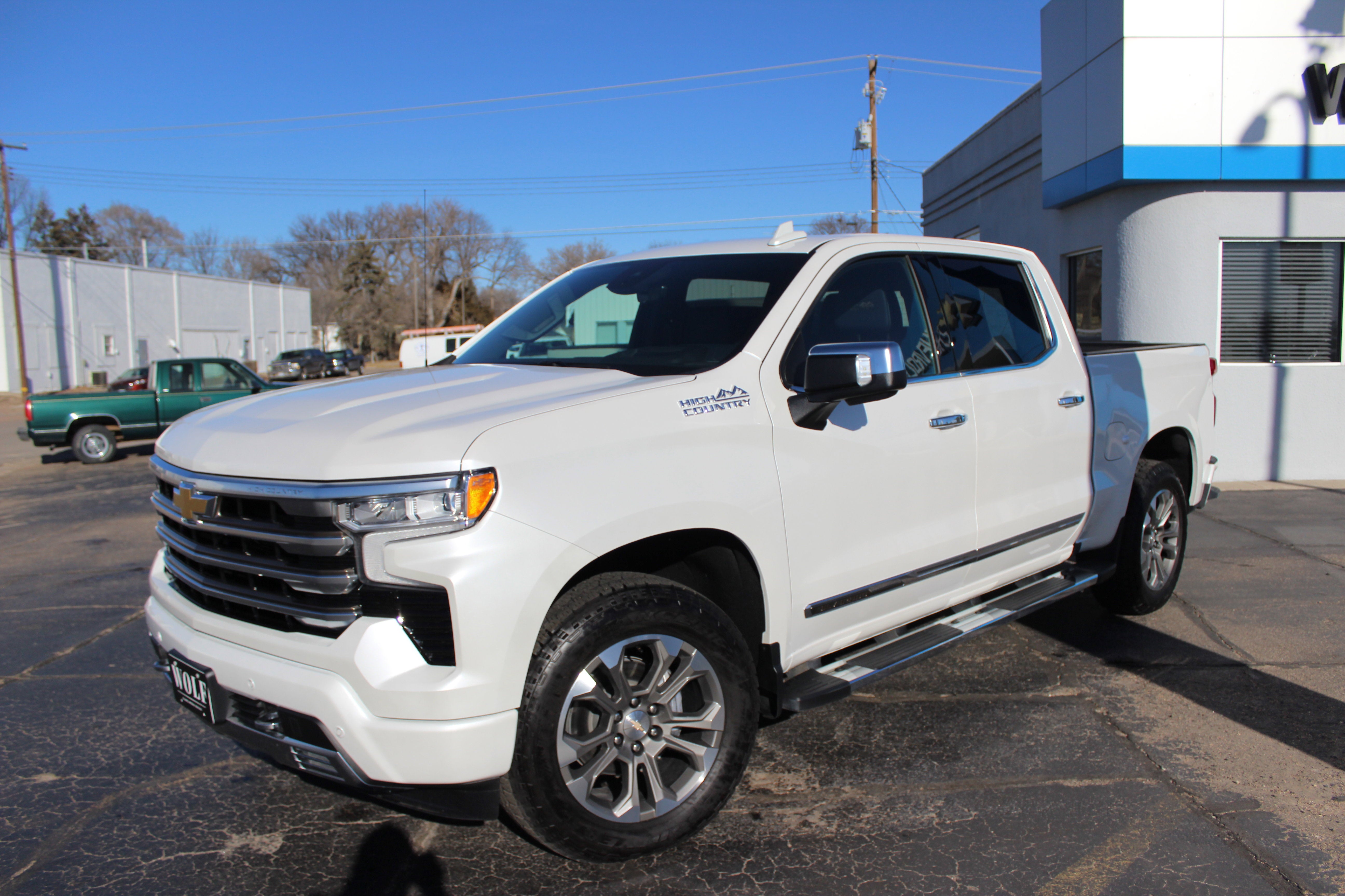 2022 Chevrolet Silverado 1500 4WD Crew Cab Short Bed High Country