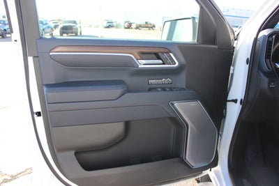 2022 Chevrolet Silverado 1500 4WD Crew Cab Short Bed High Country