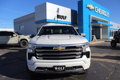 2022 Chevrolet Silverado 1500 4WD Crew Cab Short Bed High Country