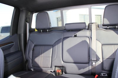 2022 Chevrolet Silverado 1500 4WD Crew Cab Short Bed High Country