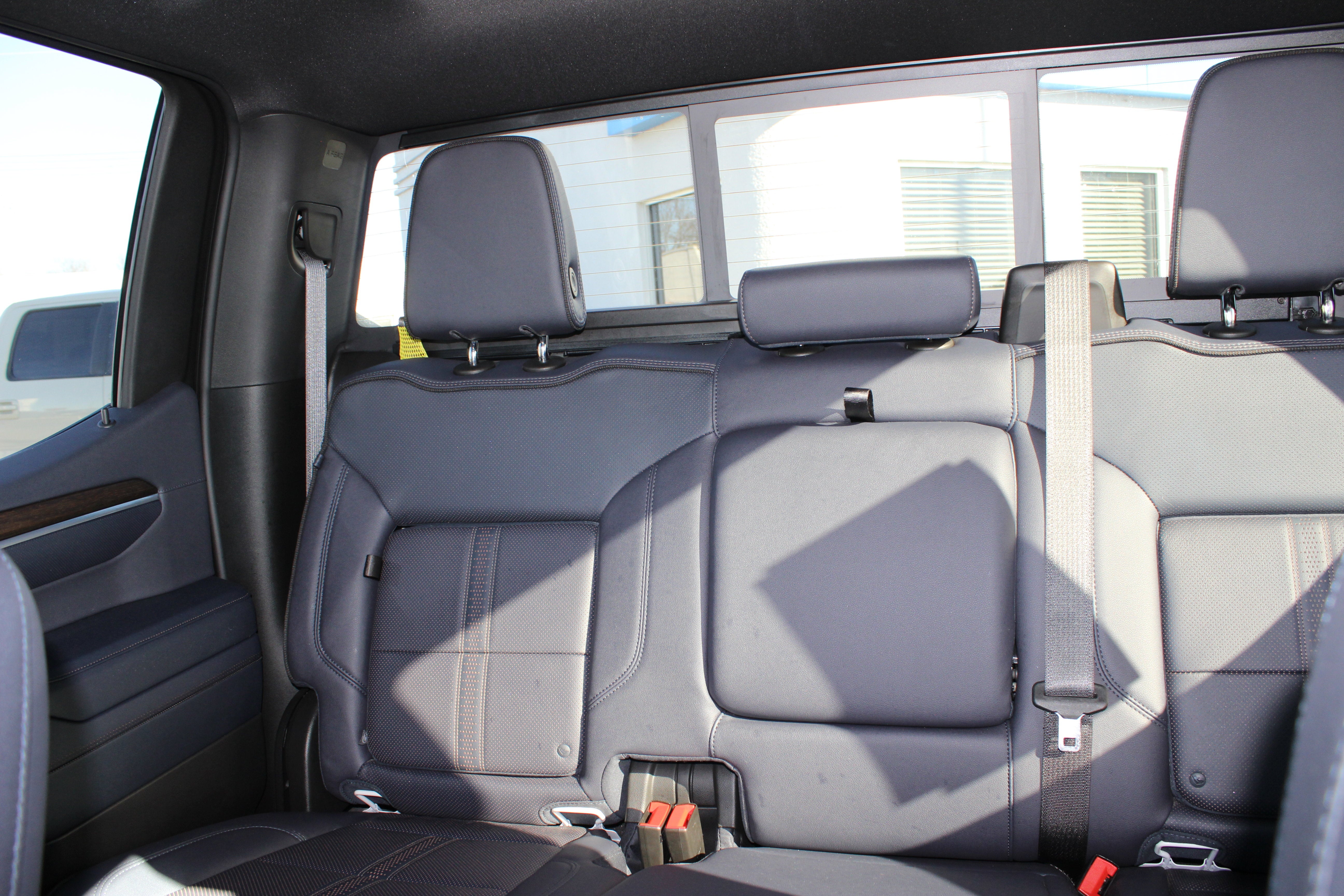 2022 Chevrolet Silverado 1500 4WD Crew Cab Short Bed High Country