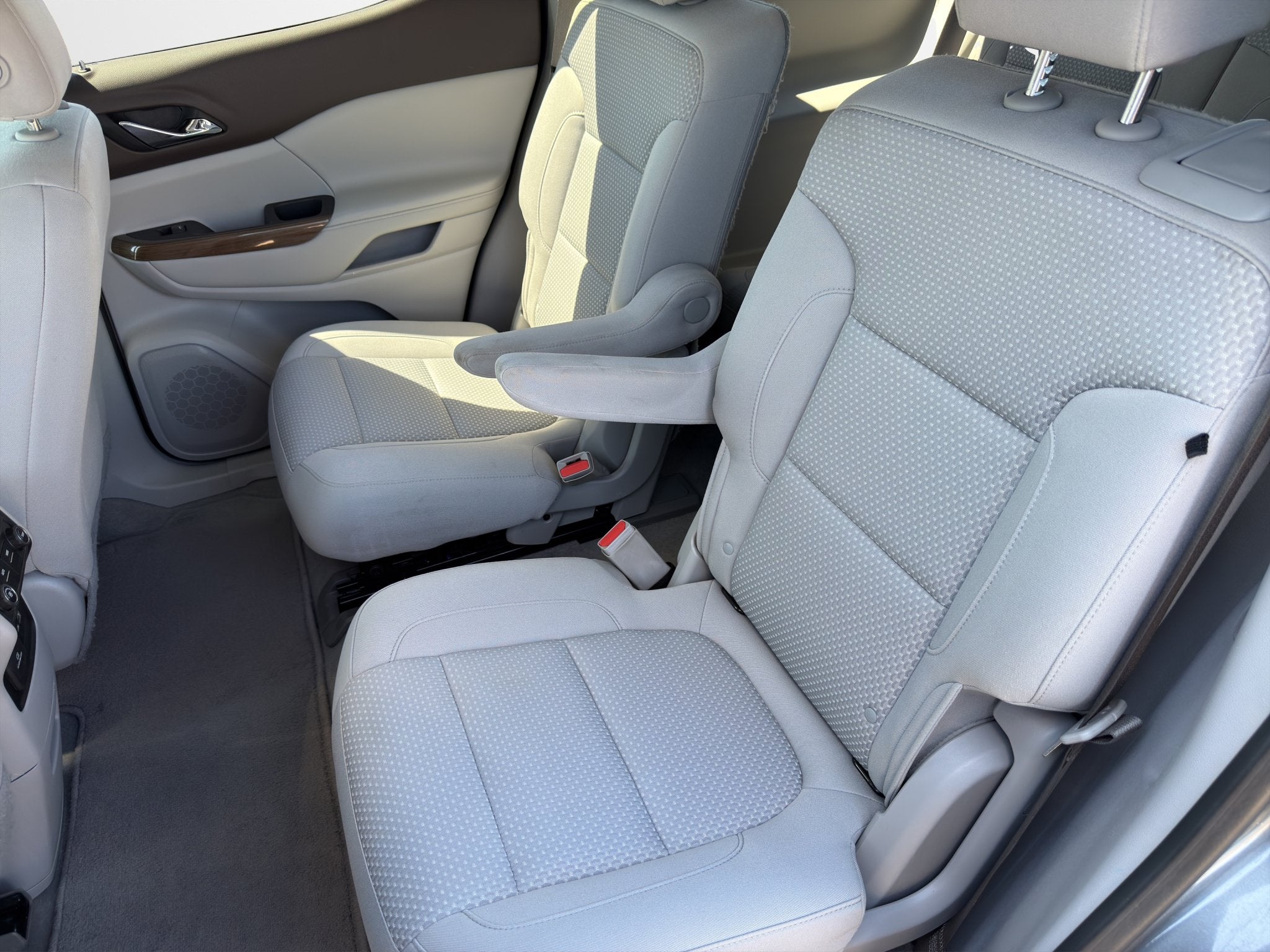 2020 GMC Acadia FWD SLE