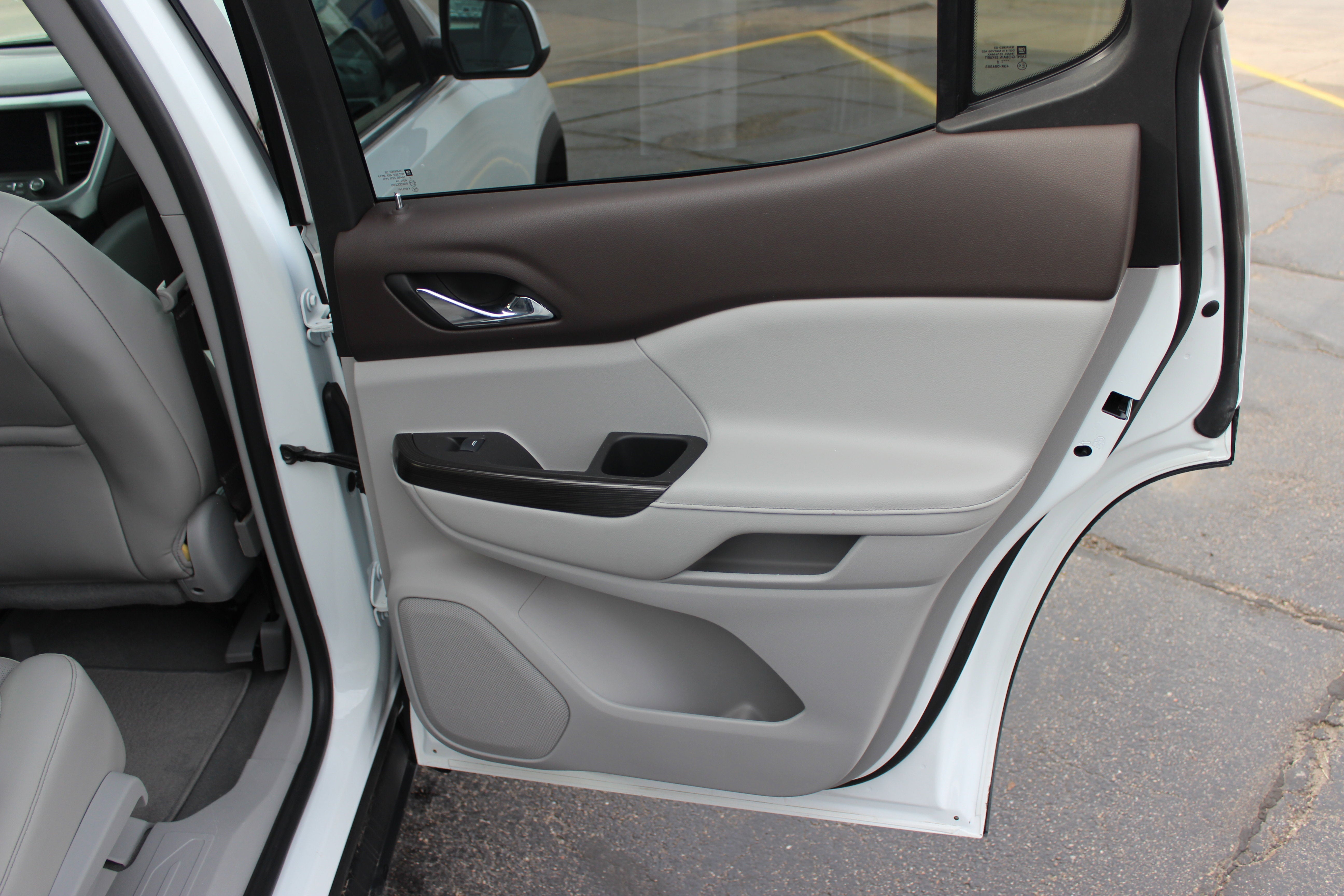 2017 GMC Acadia SLT-1