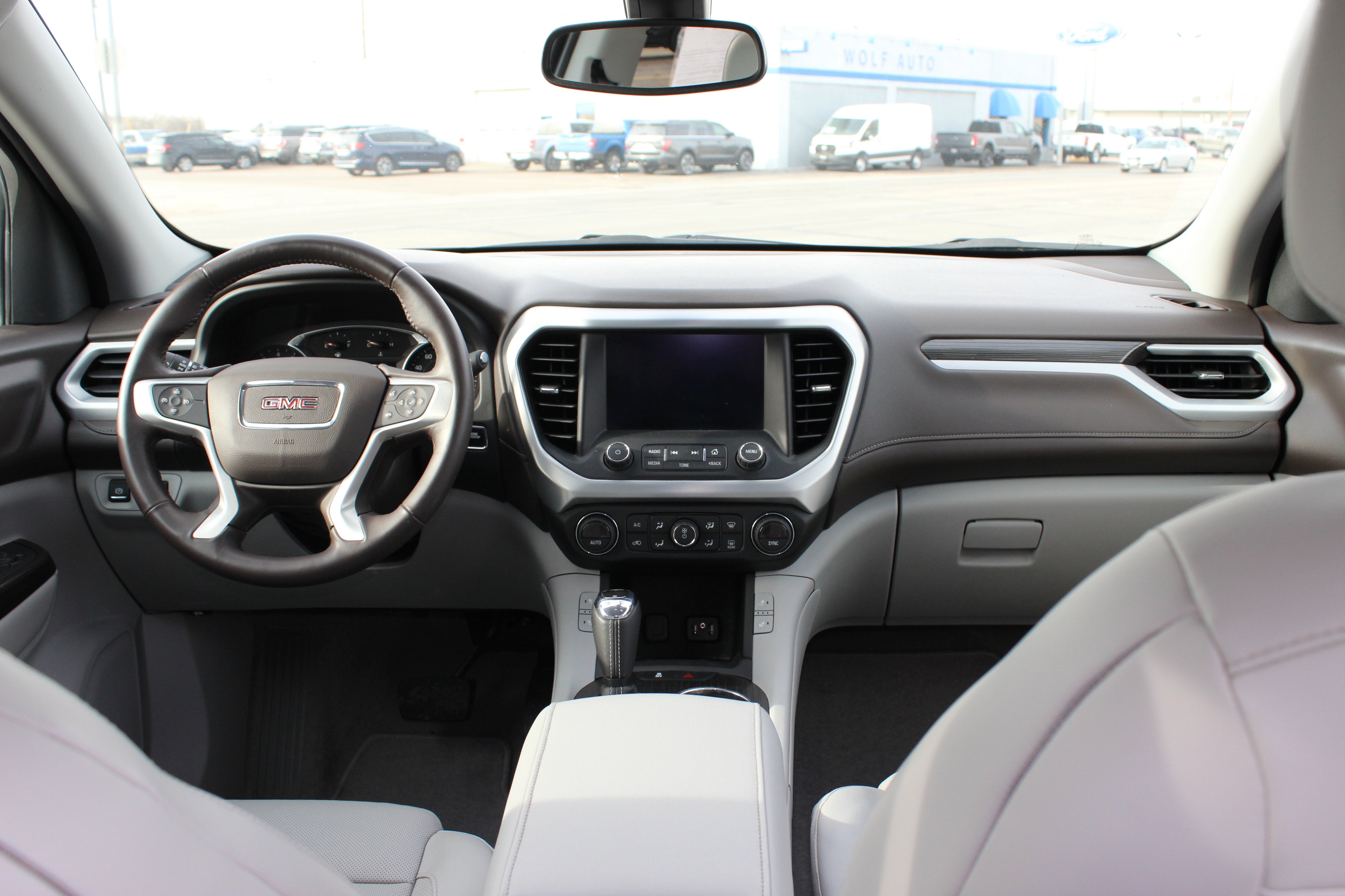 2017 GMC Acadia SLT-1