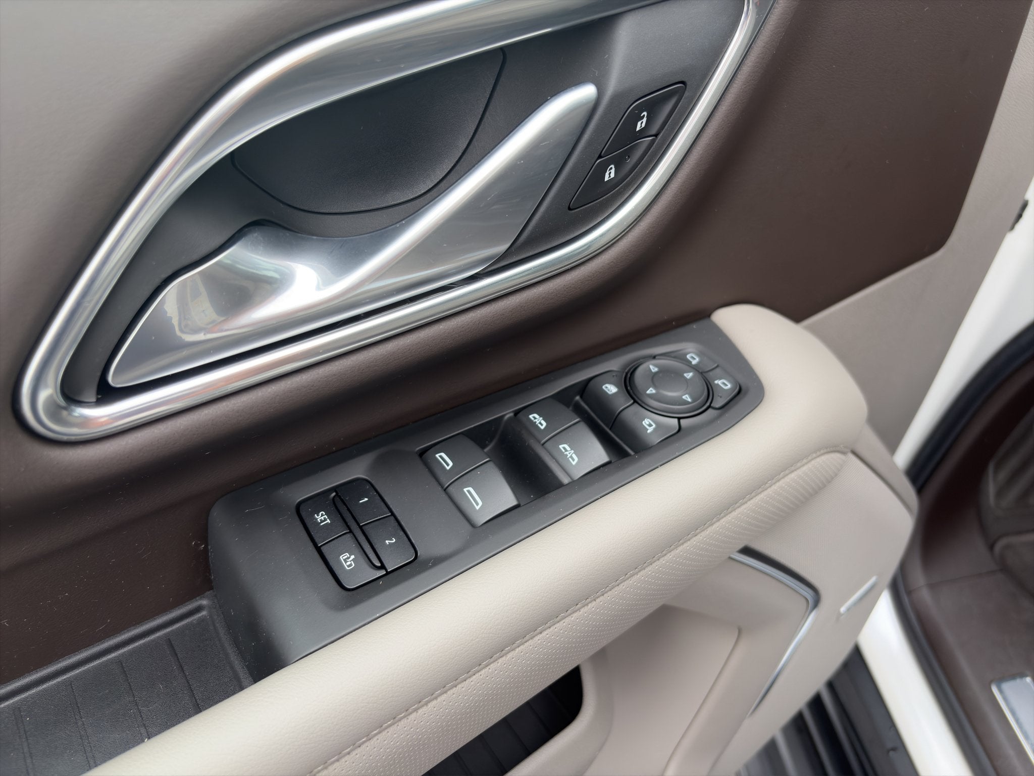 2021 GMC Yukon 4WD SLT
