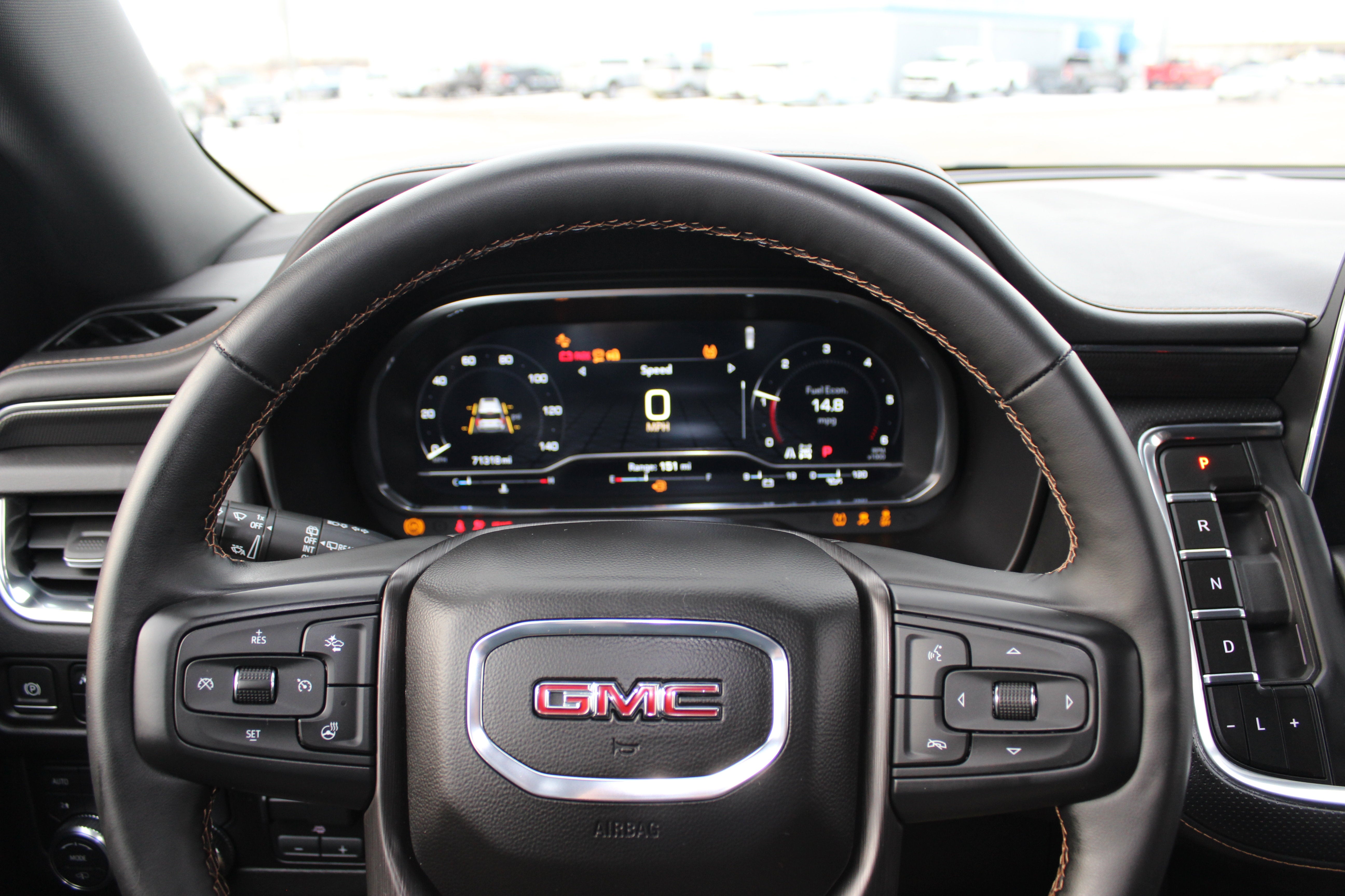 2023 GMC Yukon XL 4WD AT4