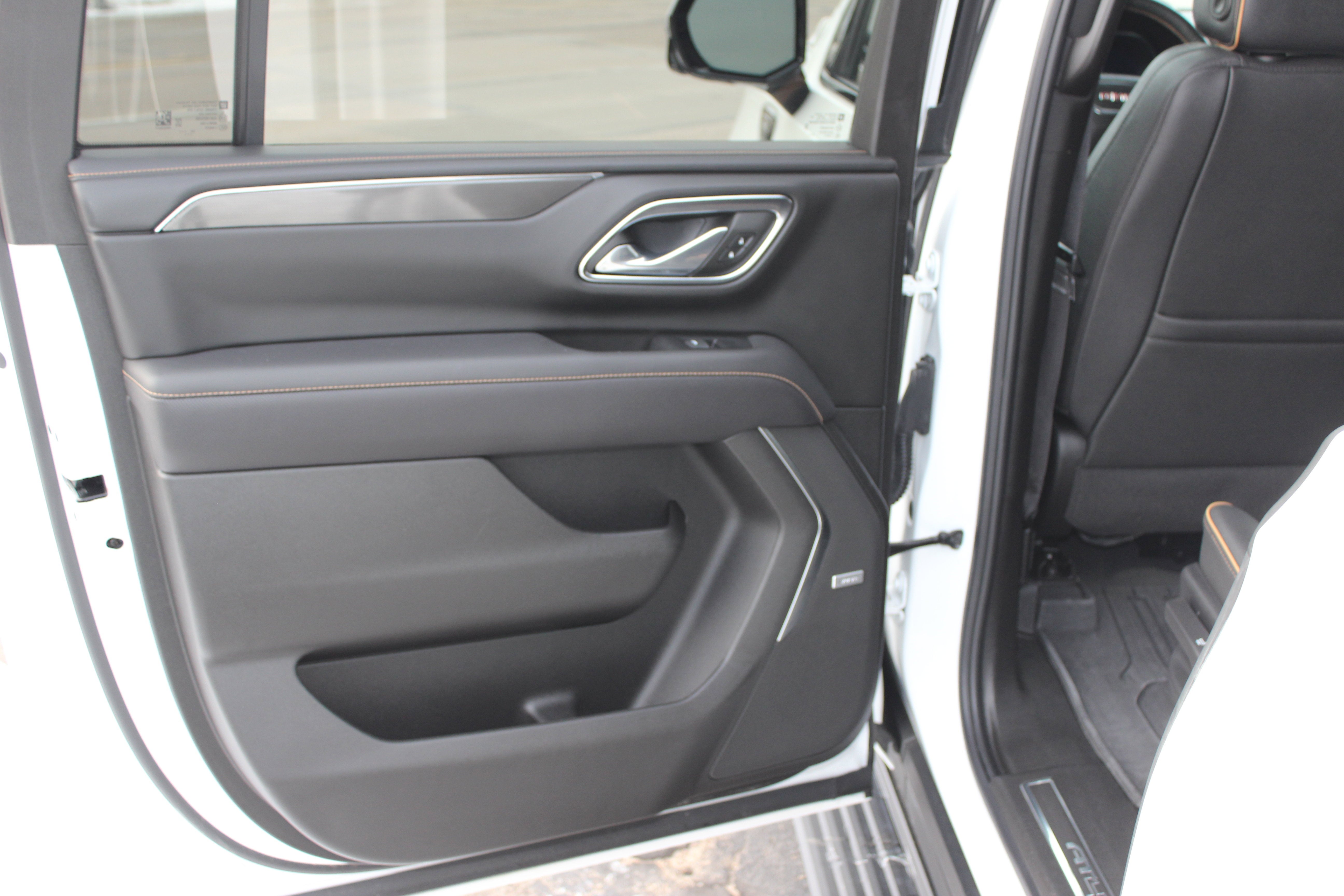 2023 GMC Yukon XL 4WD AT4