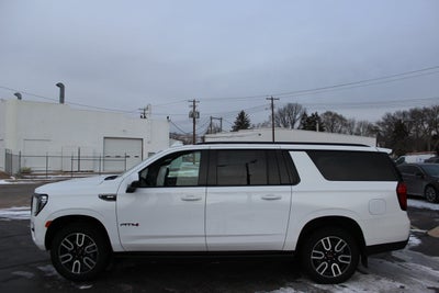 2023 GMC Yukon XL 4WD AT4