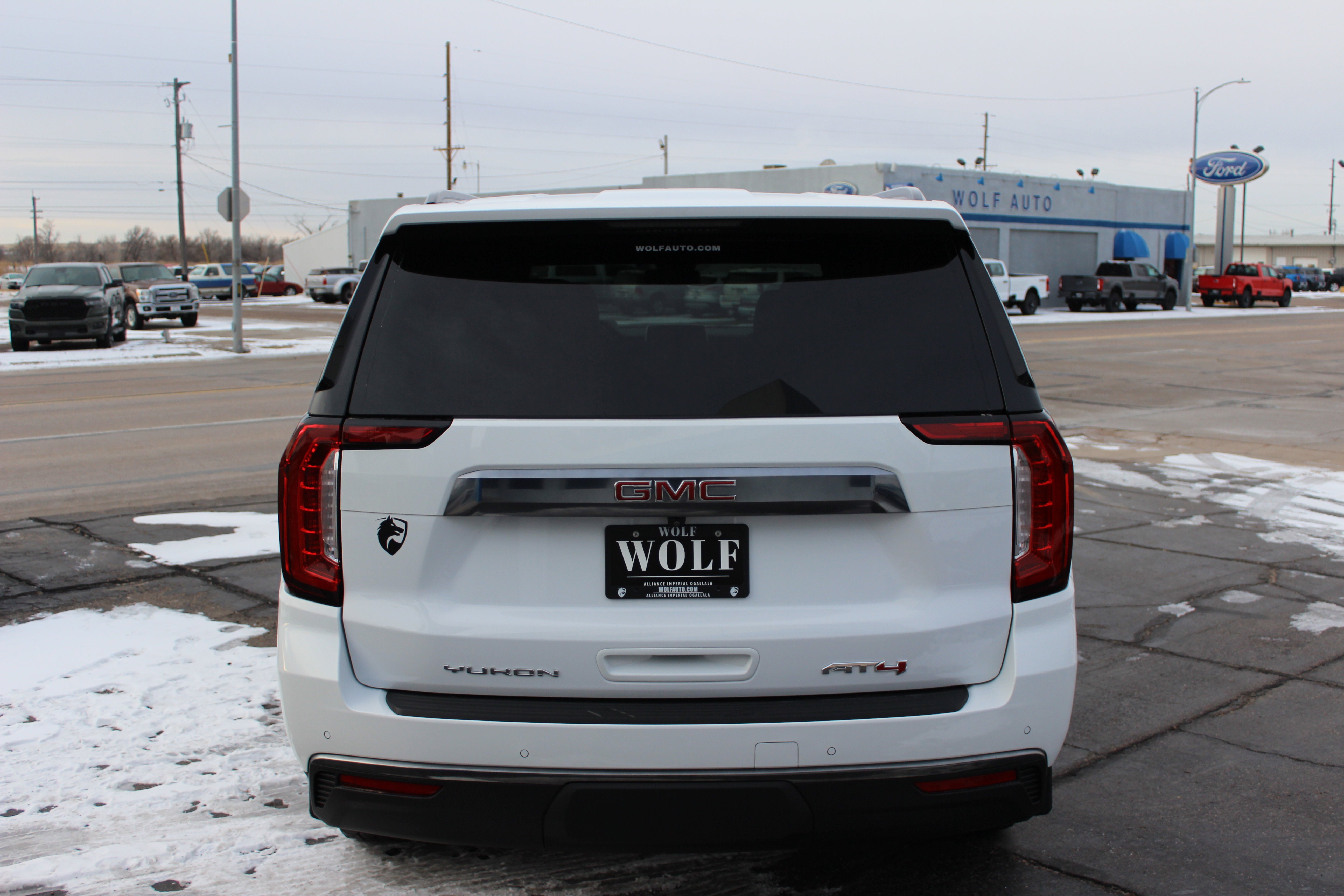 2023 GMC Yukon XL 4WD AT4