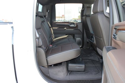 2025 GMC Sierra 3500HD 4WD Crew Cab Standard Bed Denali