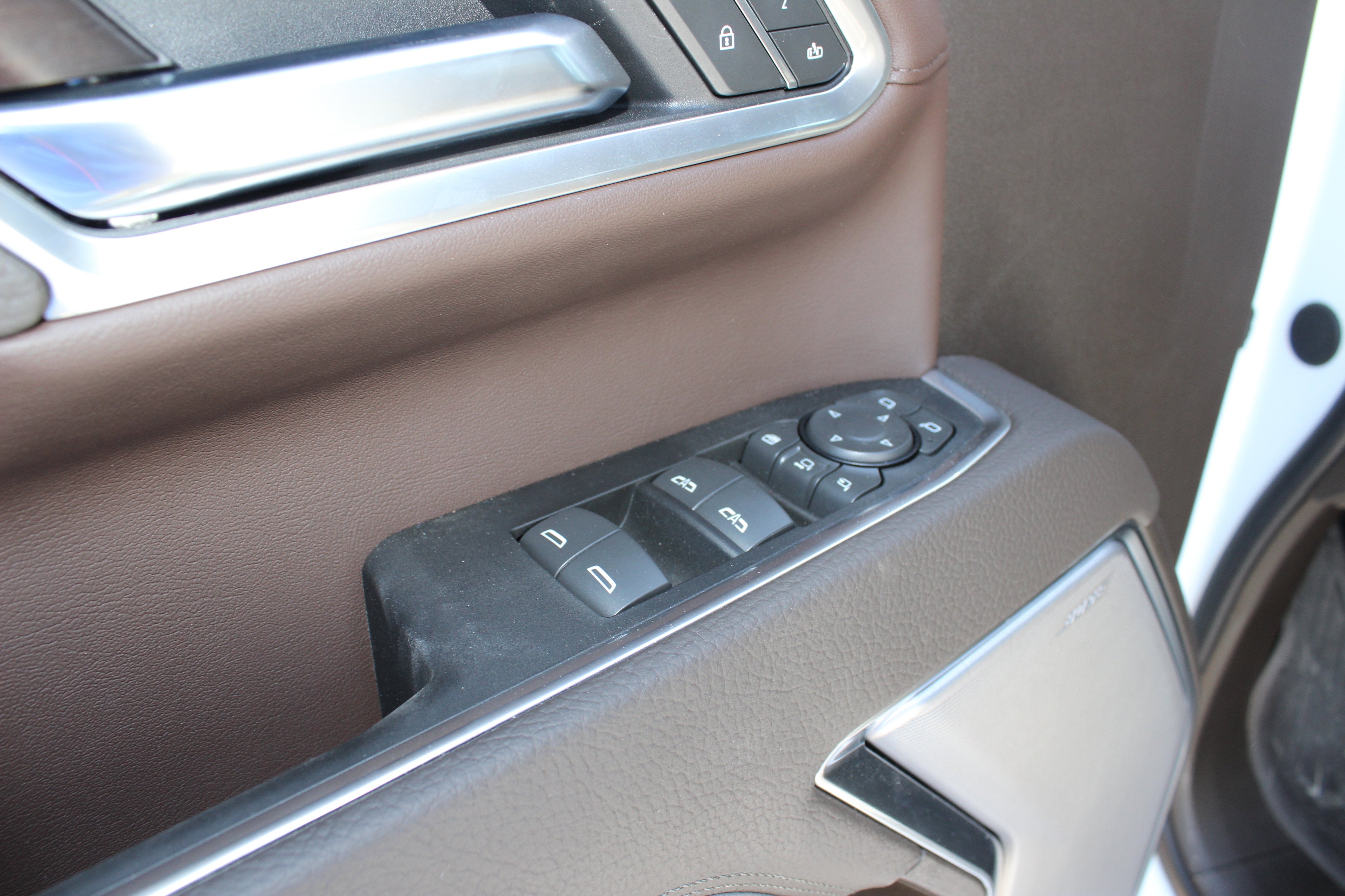 2025 GMC Sierra 3500HD 4WD Crew Cab Standard Bed Denali