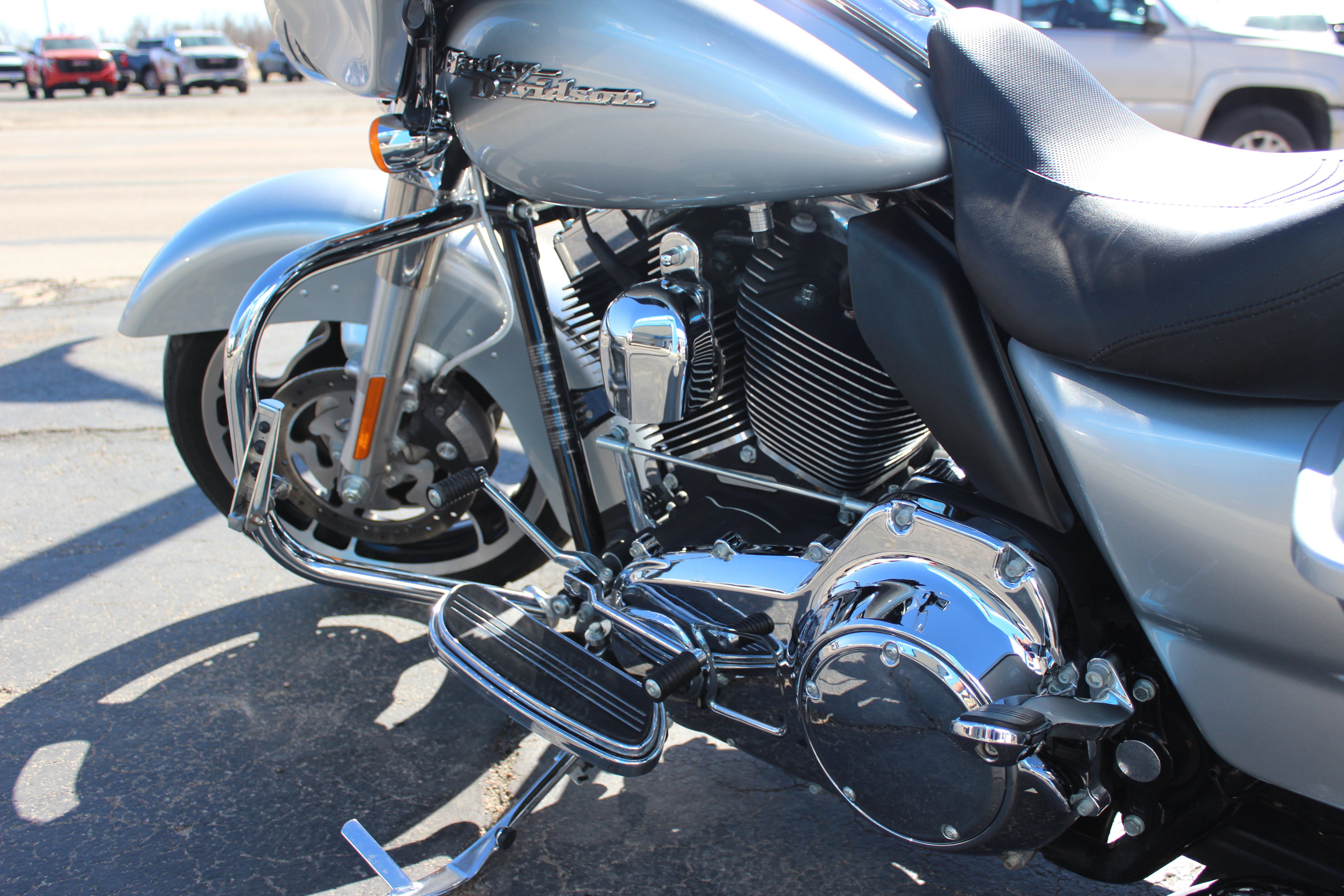 2010 Harley-Davidson Street Glide Base