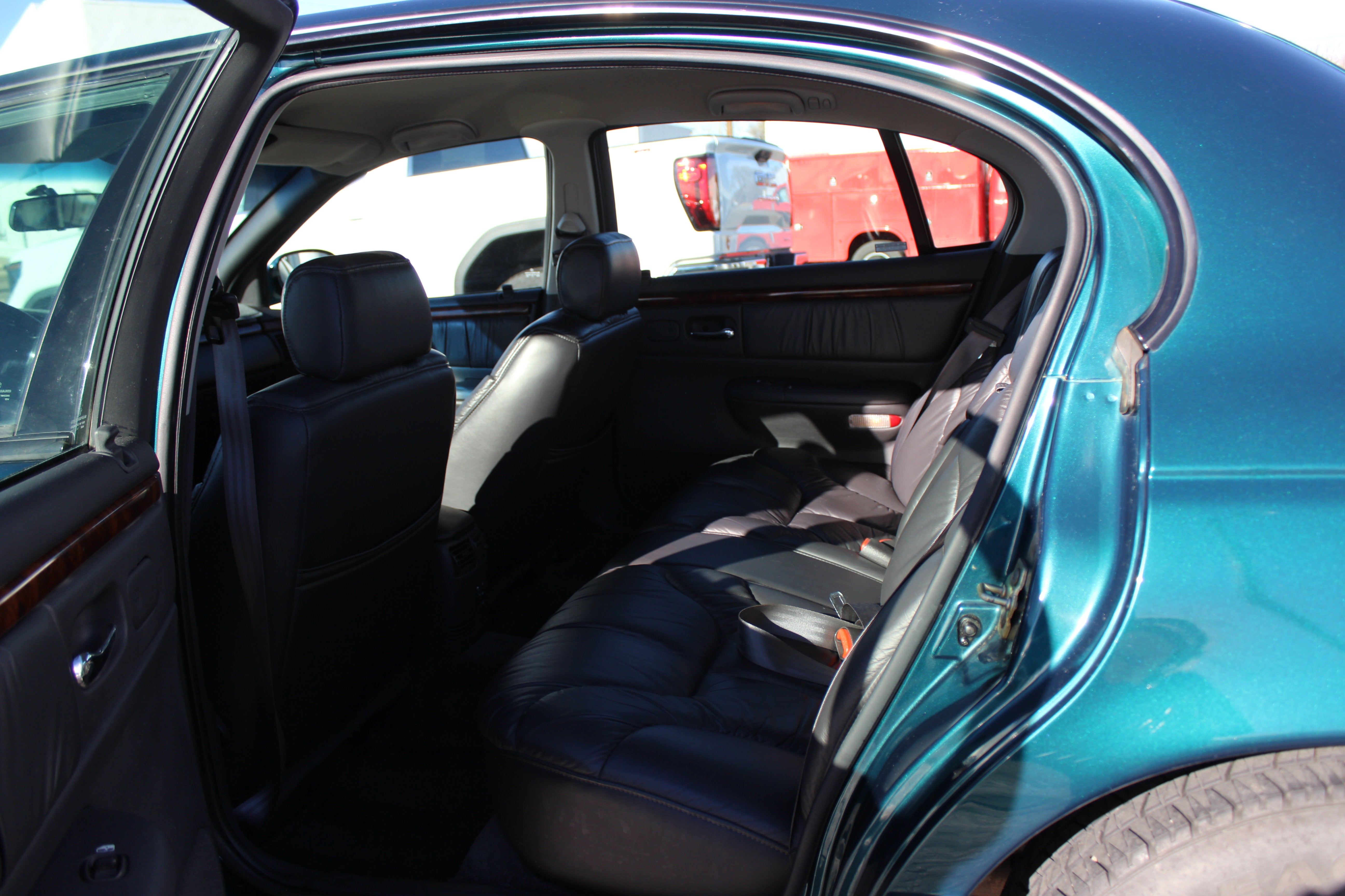 1994 Chrysler LHS 4dr Sedan