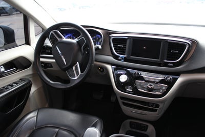 2020 Chrysler Voyager LXI