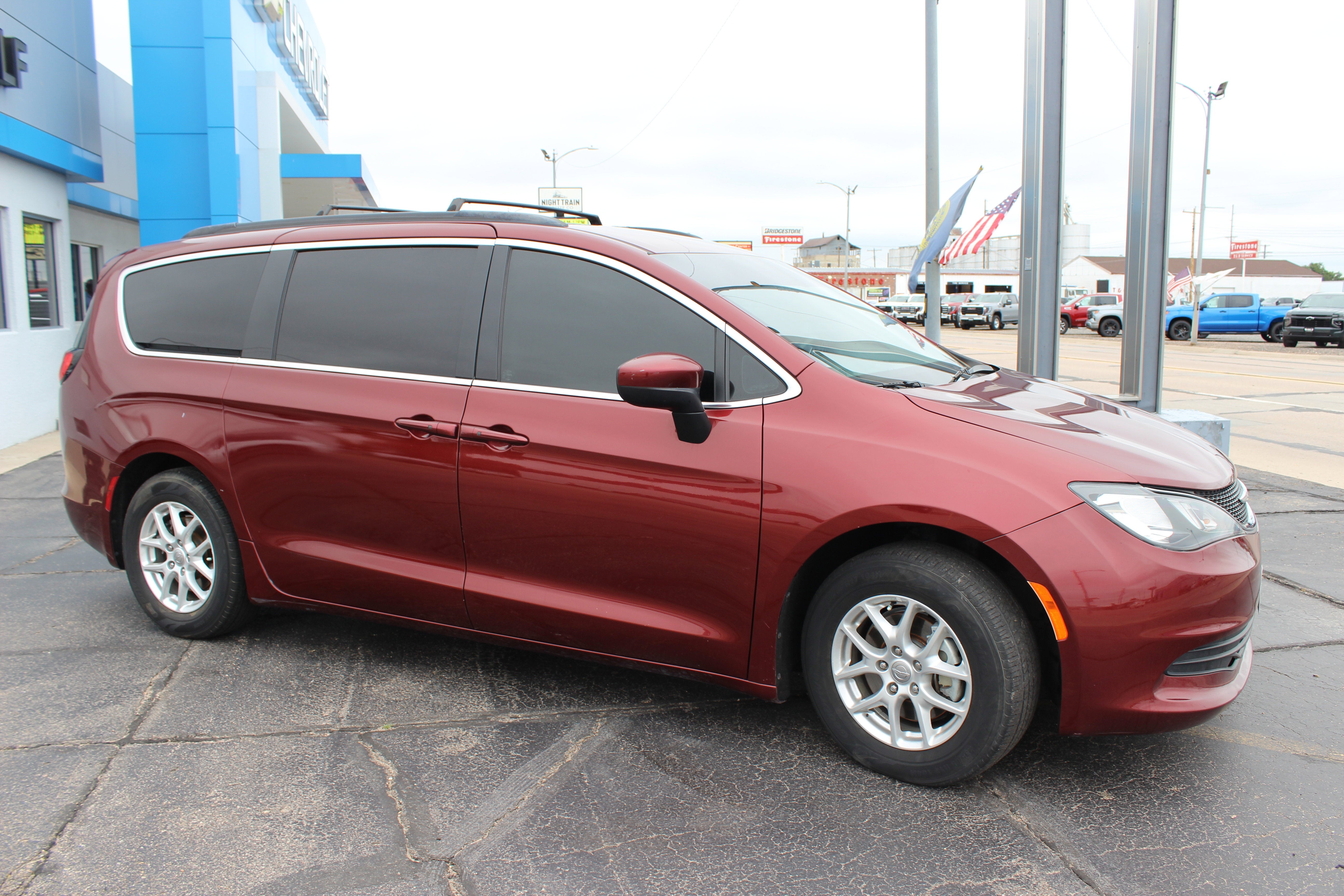2020 Chrysler Voyager LXI