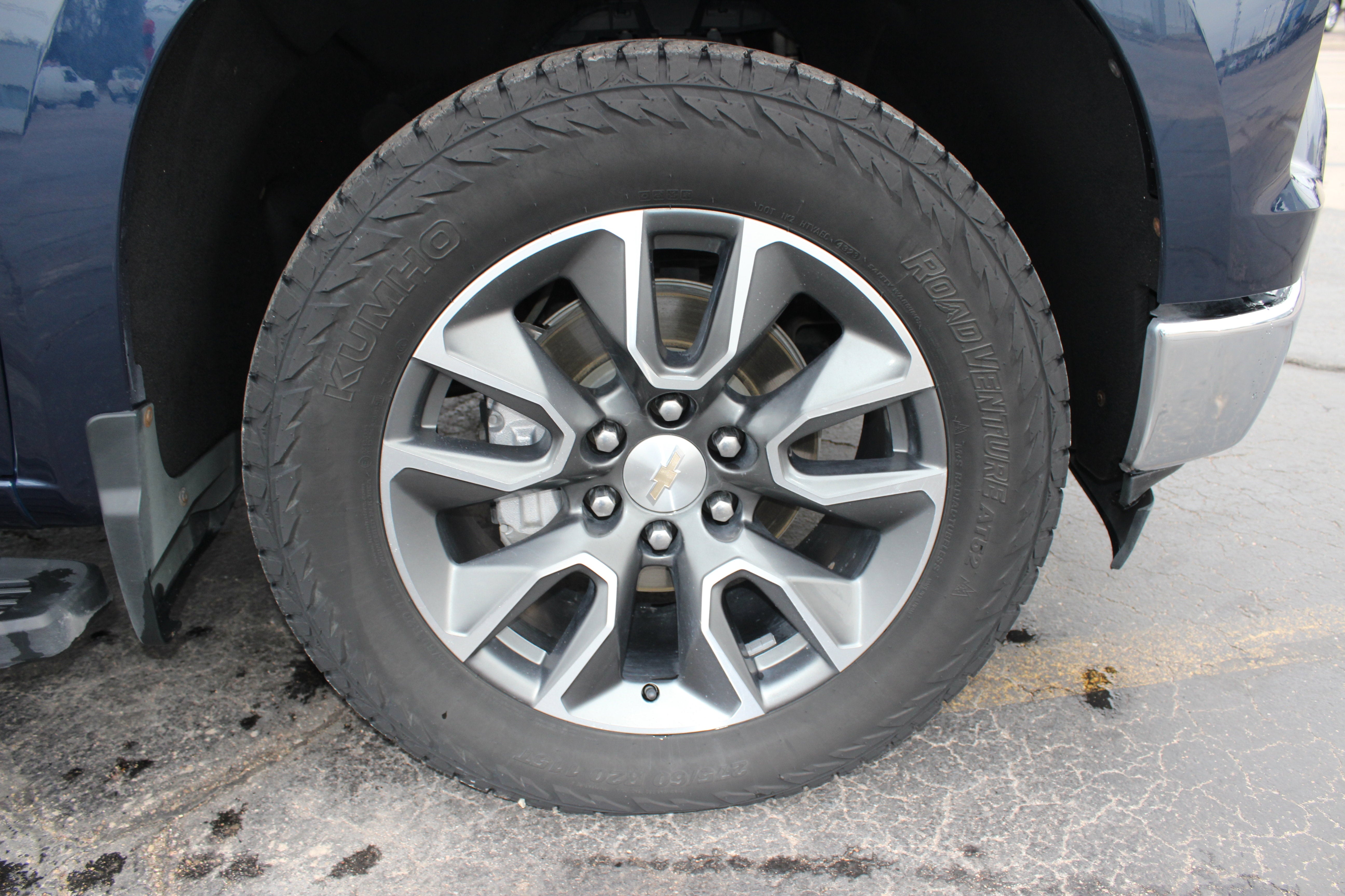 2023 Chevrolet Silverado 1500 4WD Crew Cab Standard Bed LT