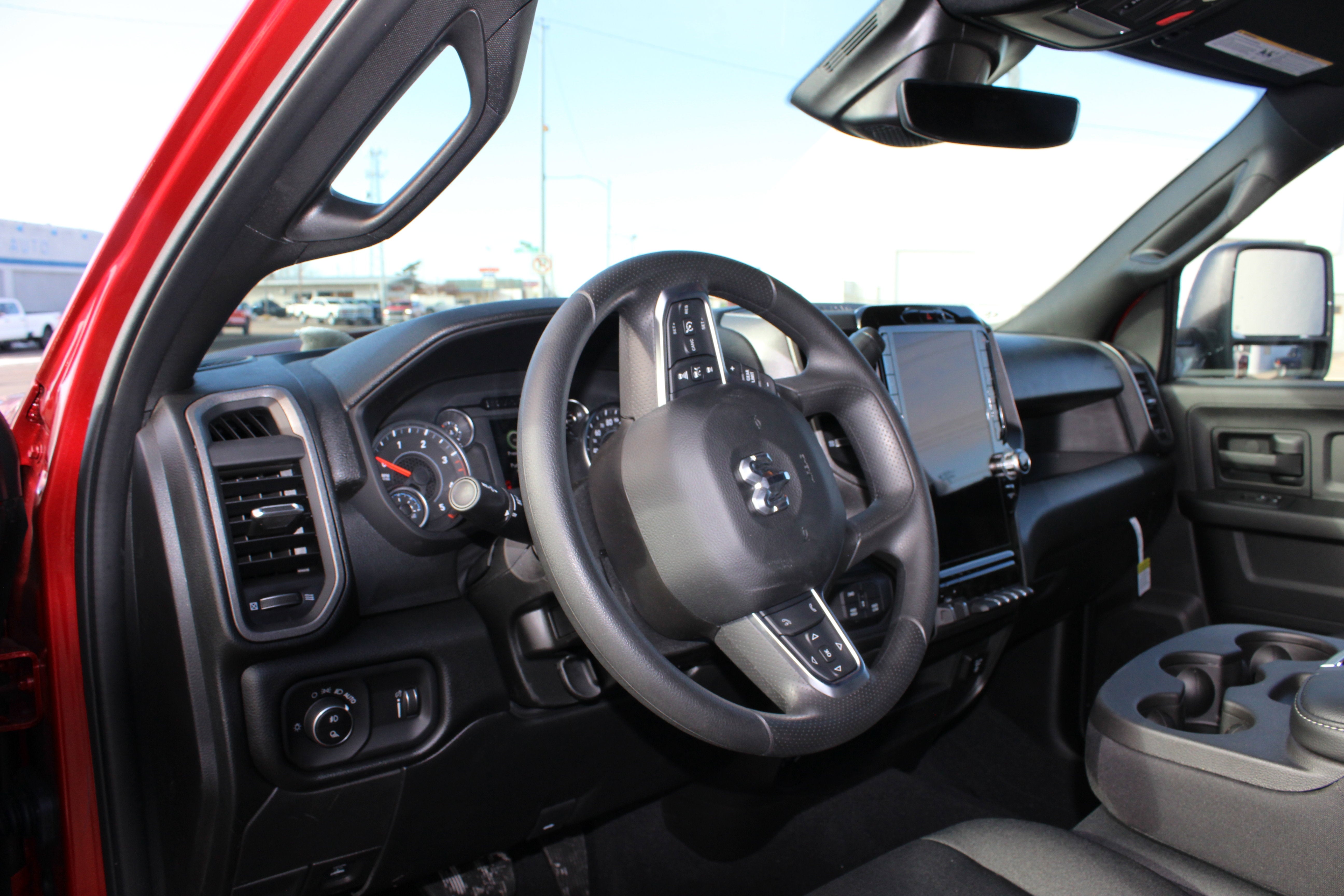 2026 RAM Ram 3500 RAM 3500 TRADESMAN CREW CAB 4X4 8' BOX