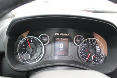 2019 RAM 2500 Big Horn Crew Cab 4x4 6'4' Box