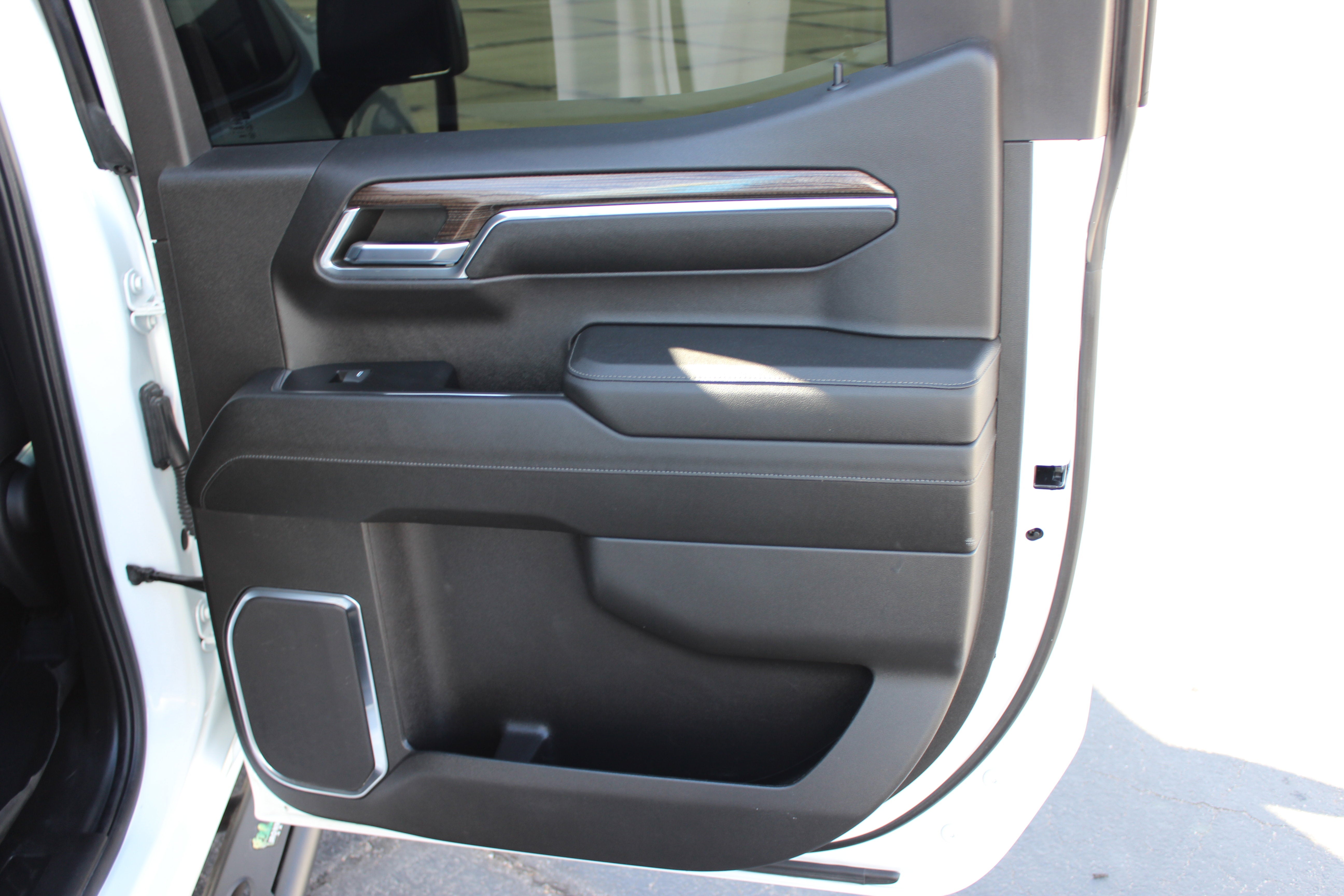 2023 Chevrolet Silverado 1500 4WD Crew Cab Short Bed RST