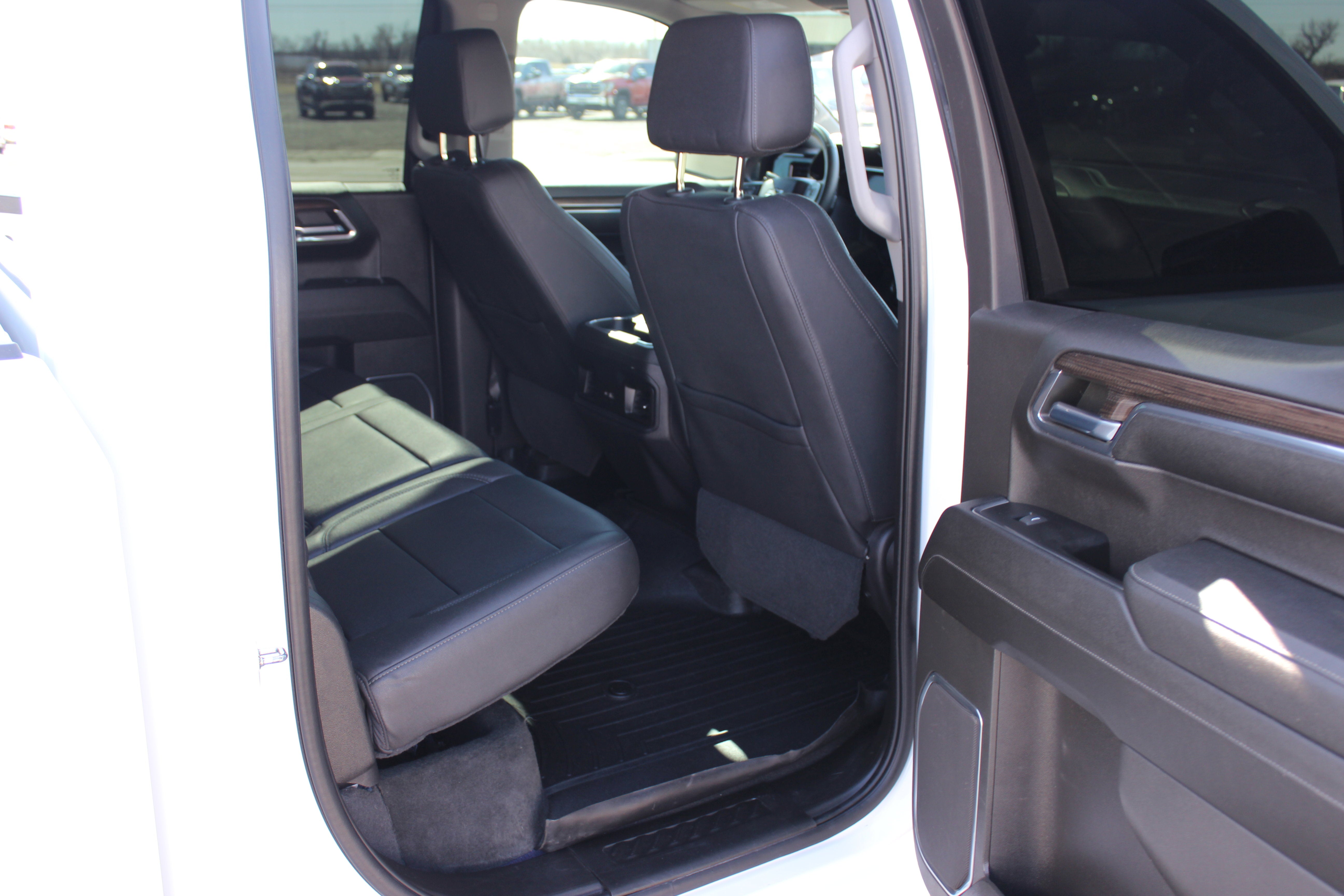 2023 Chevrolet Silverado 1500 4WD Crew Cab Short Bed RST